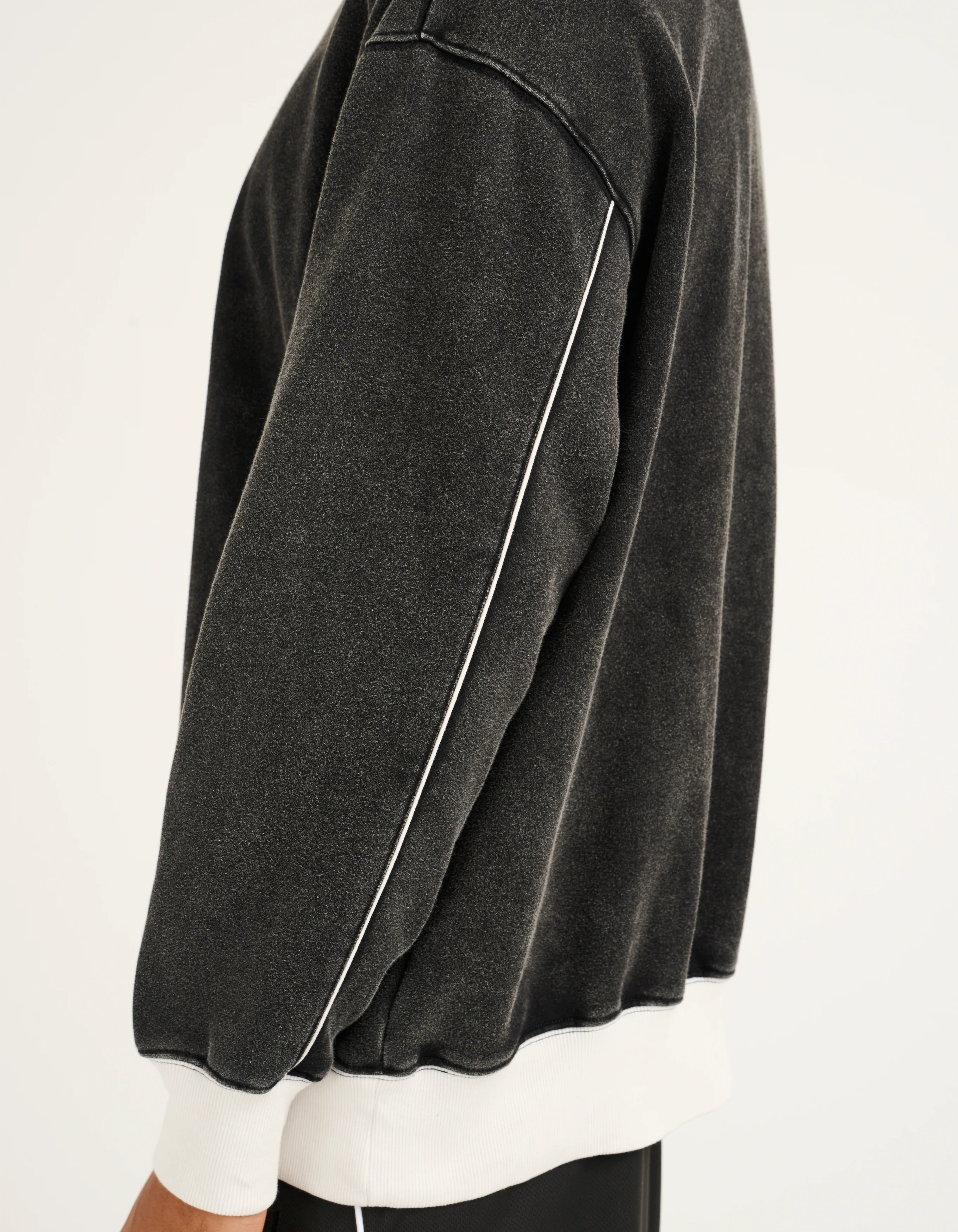 Club V Neck Sweatshirt - Black - Image 13