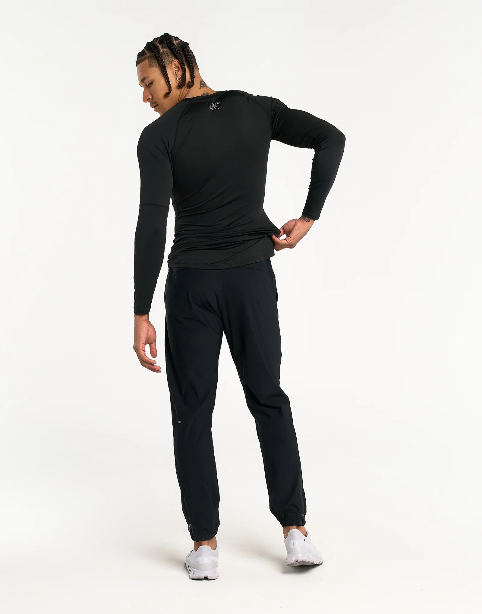 D1 Jogger - Black - Image 10