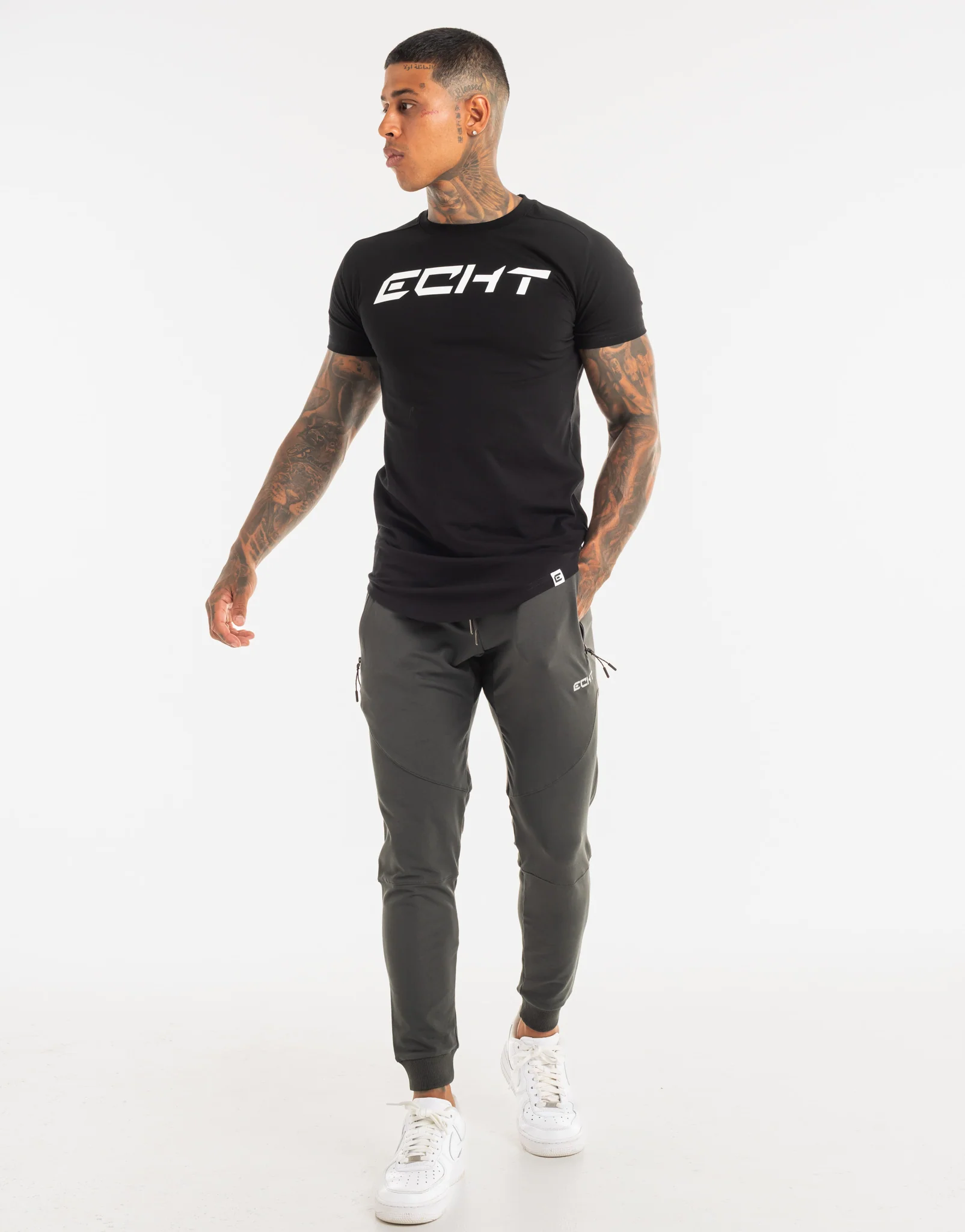 Echt Core T-Shirt - Black - Image 8