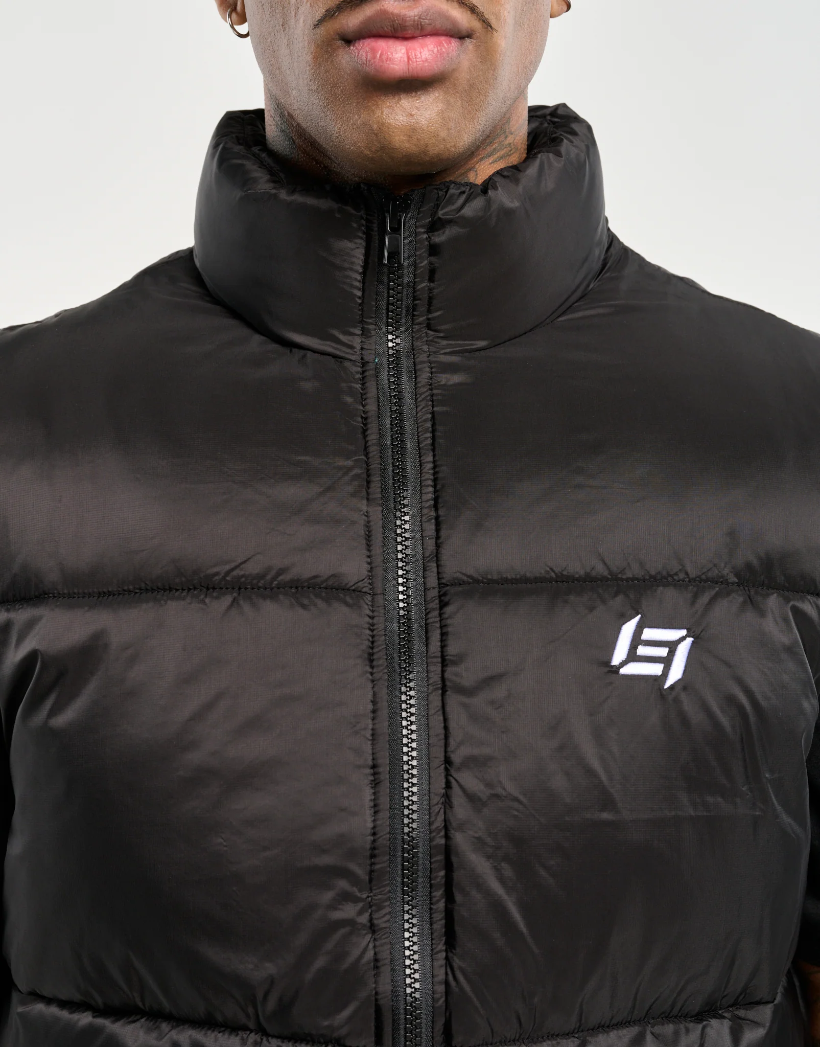 Echt Dart Puffer Vest - Black - Image 5