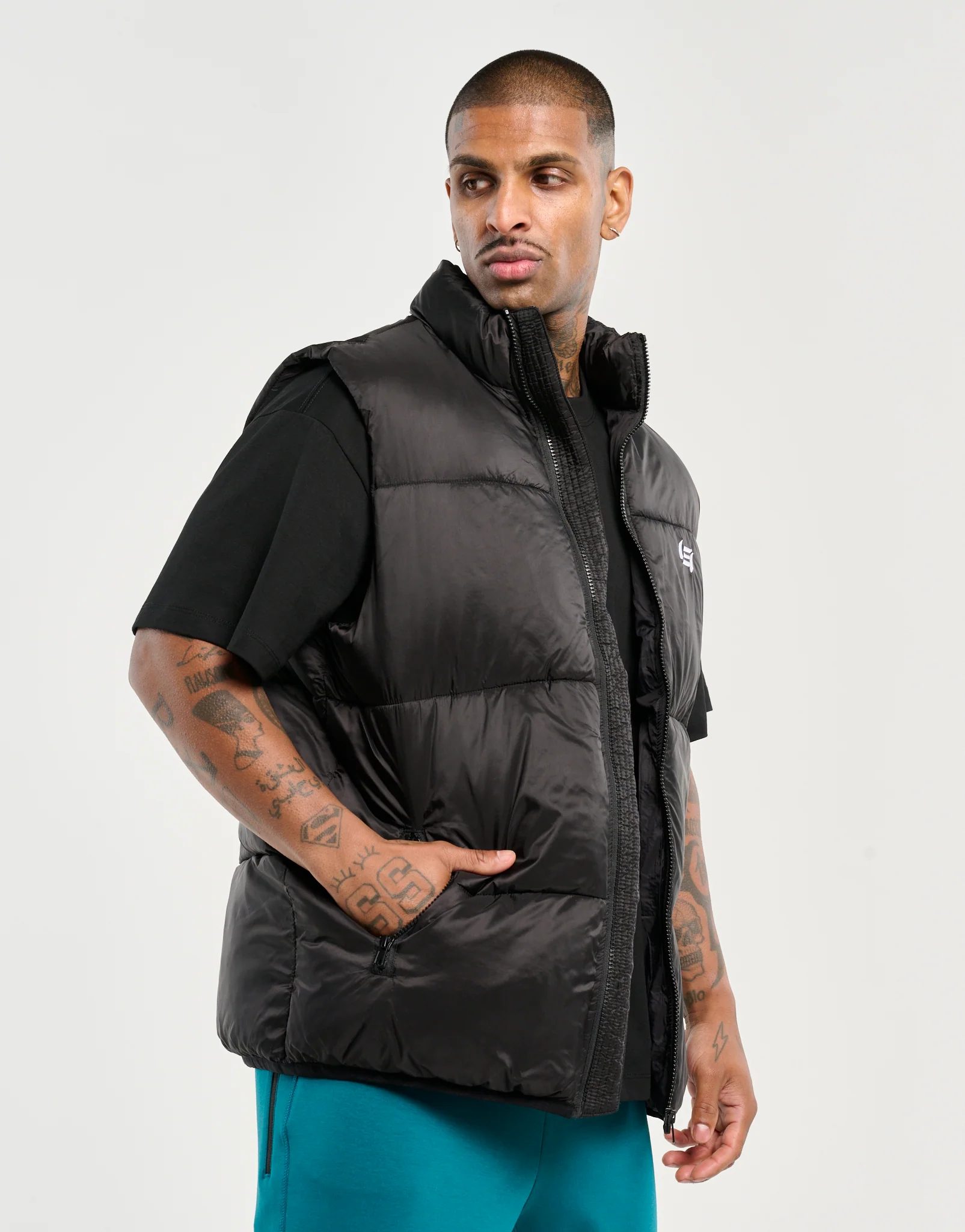 Echt Dart Puffer Vest - Black - Image 6