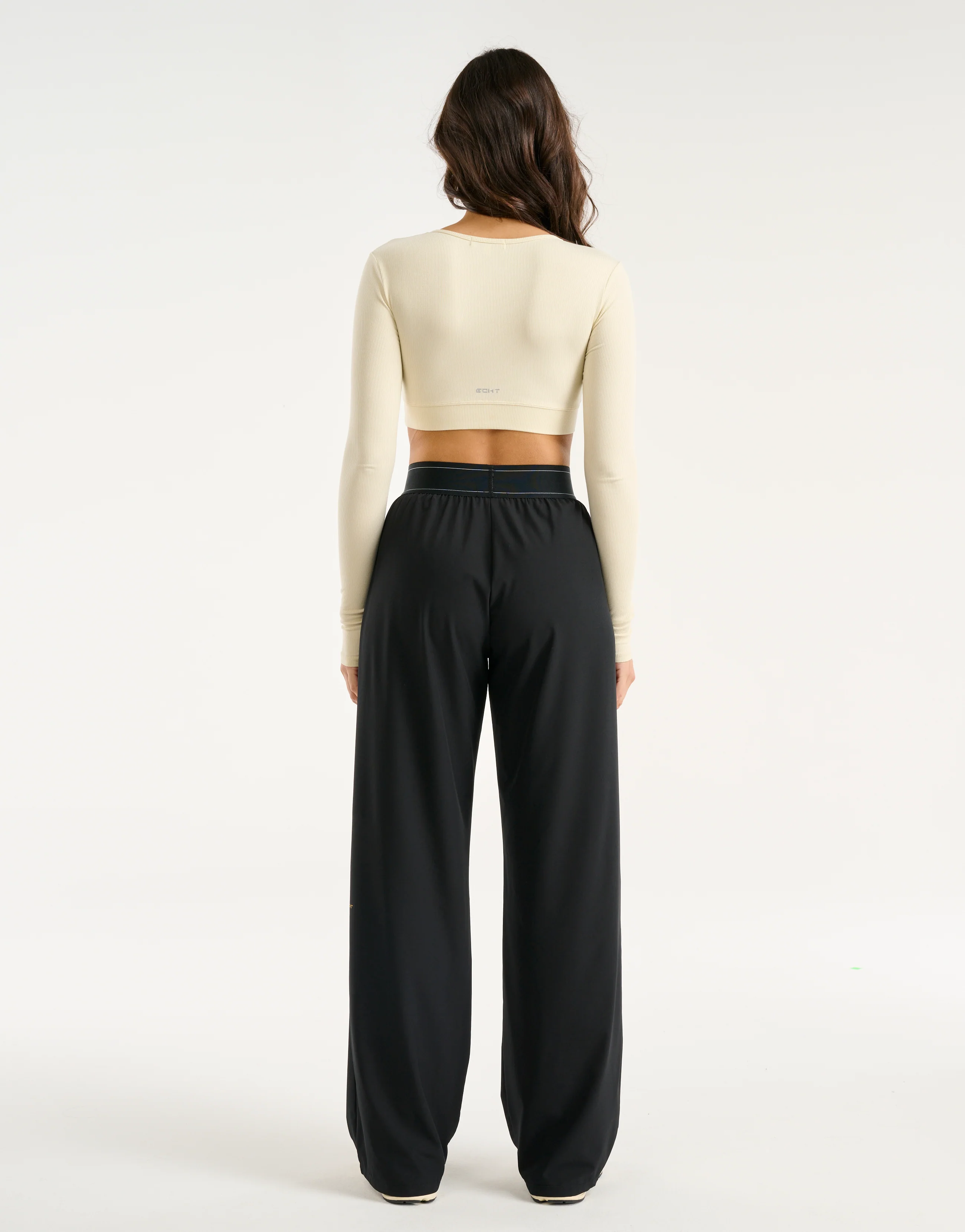 Echt Ribbed Cropped Long Sleeve - Taupe - Image 7