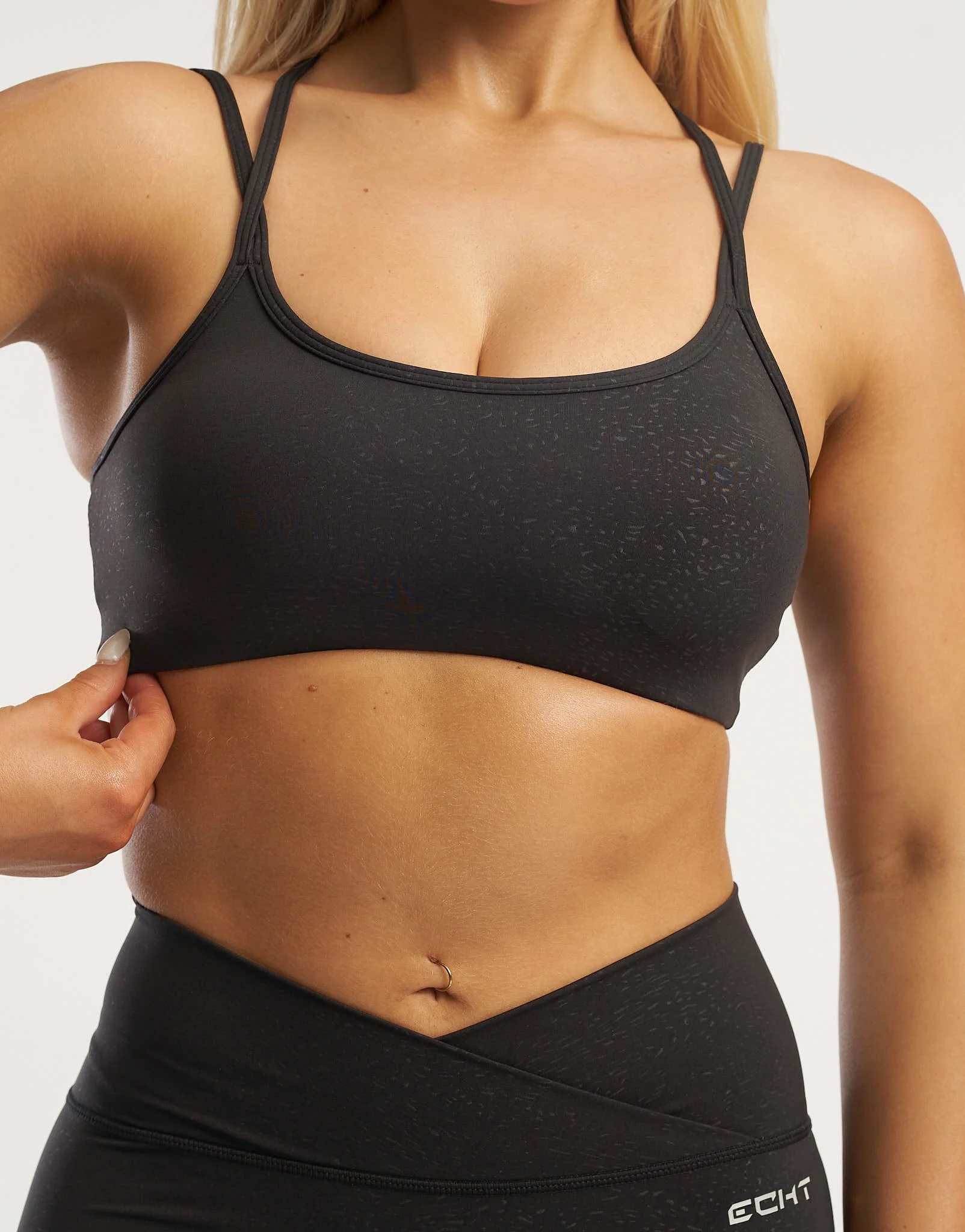 Storm Sports Bra - Black - Image 6