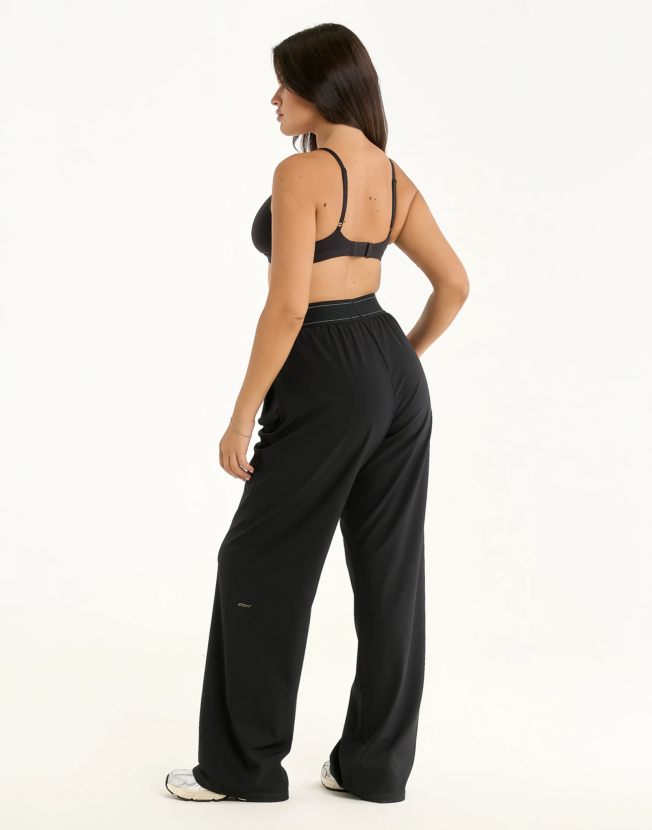 Elemental Crossover Bralette - Black - Image 5