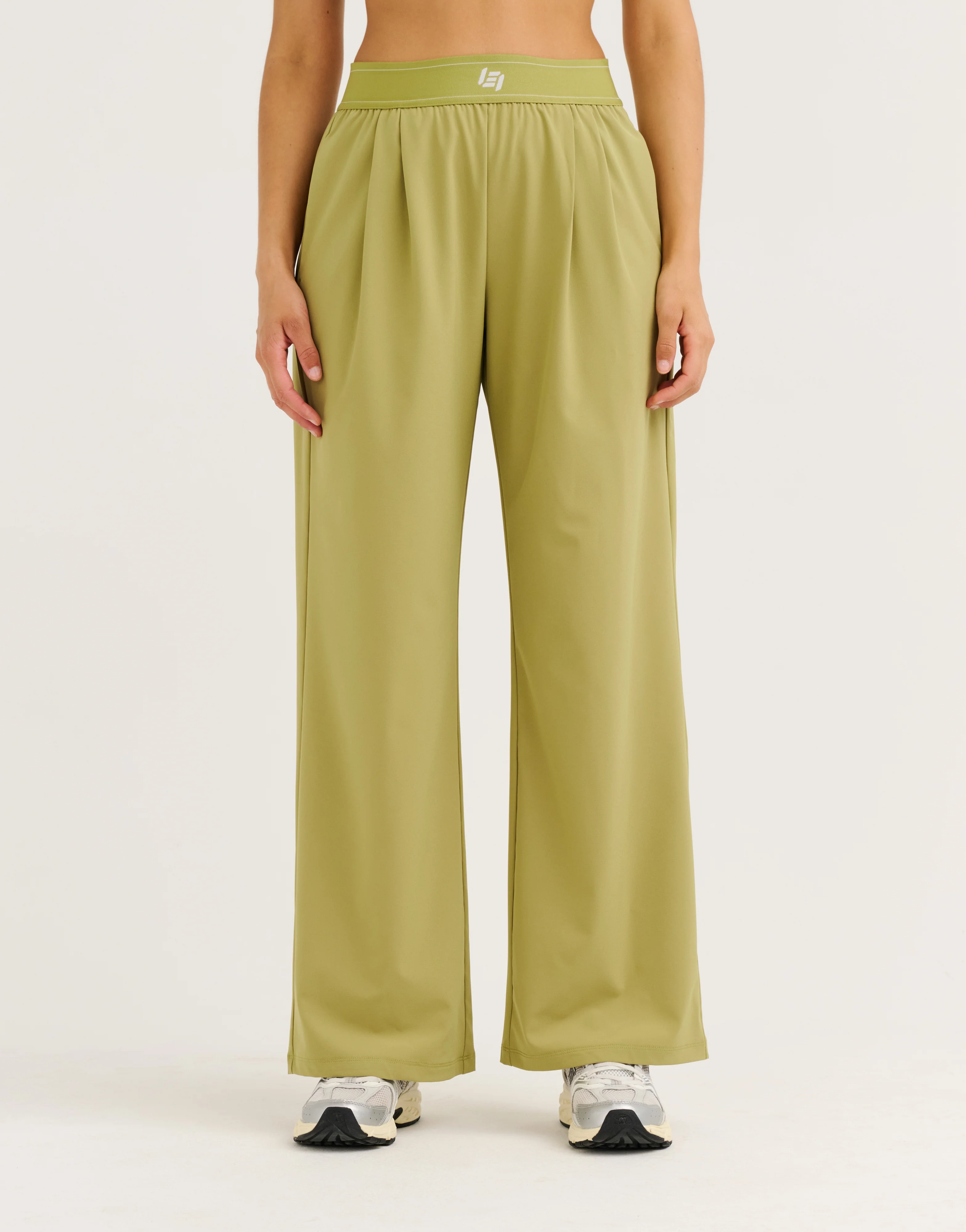 Elemental Flow Pants 30" - Olive - Image 4