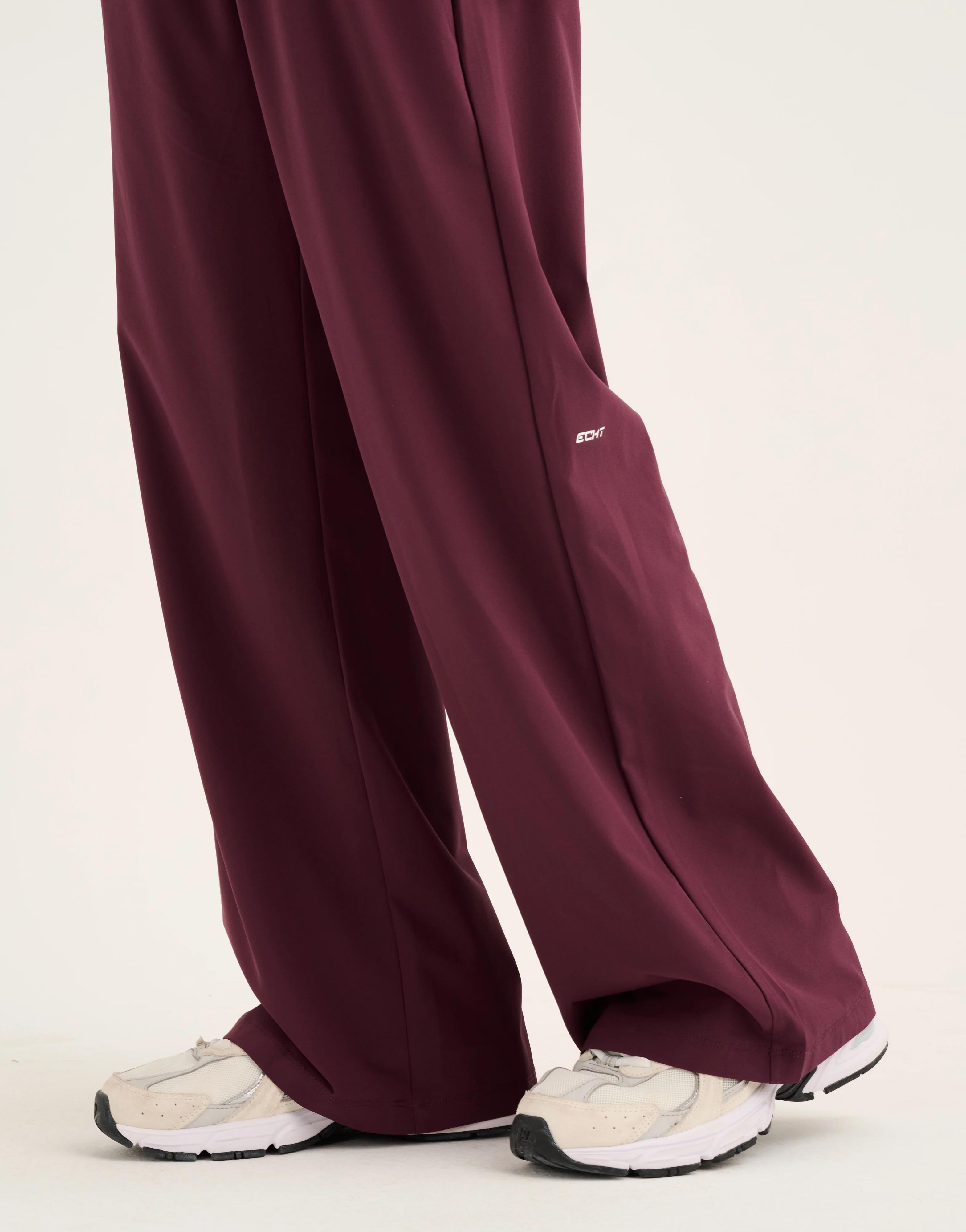 Elemental Flow Pants 33" - Blackberry - Image 17