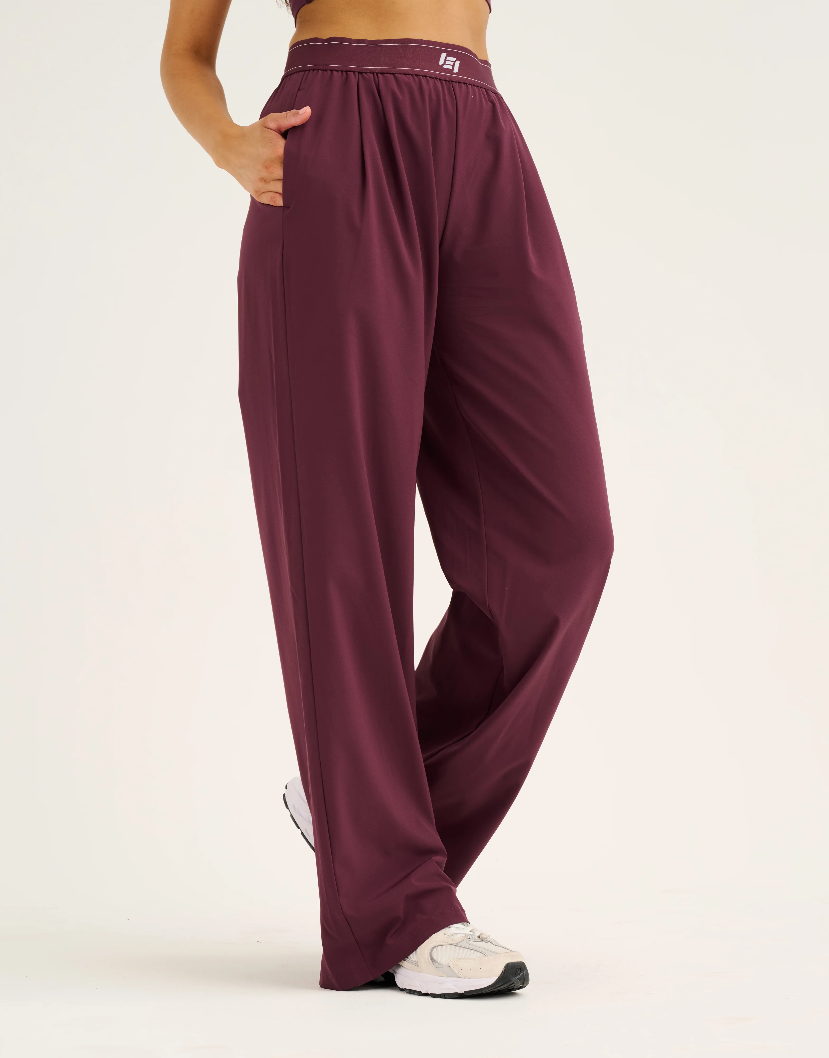 Elemental Flow Pants 33" - Blackberry - Image 3