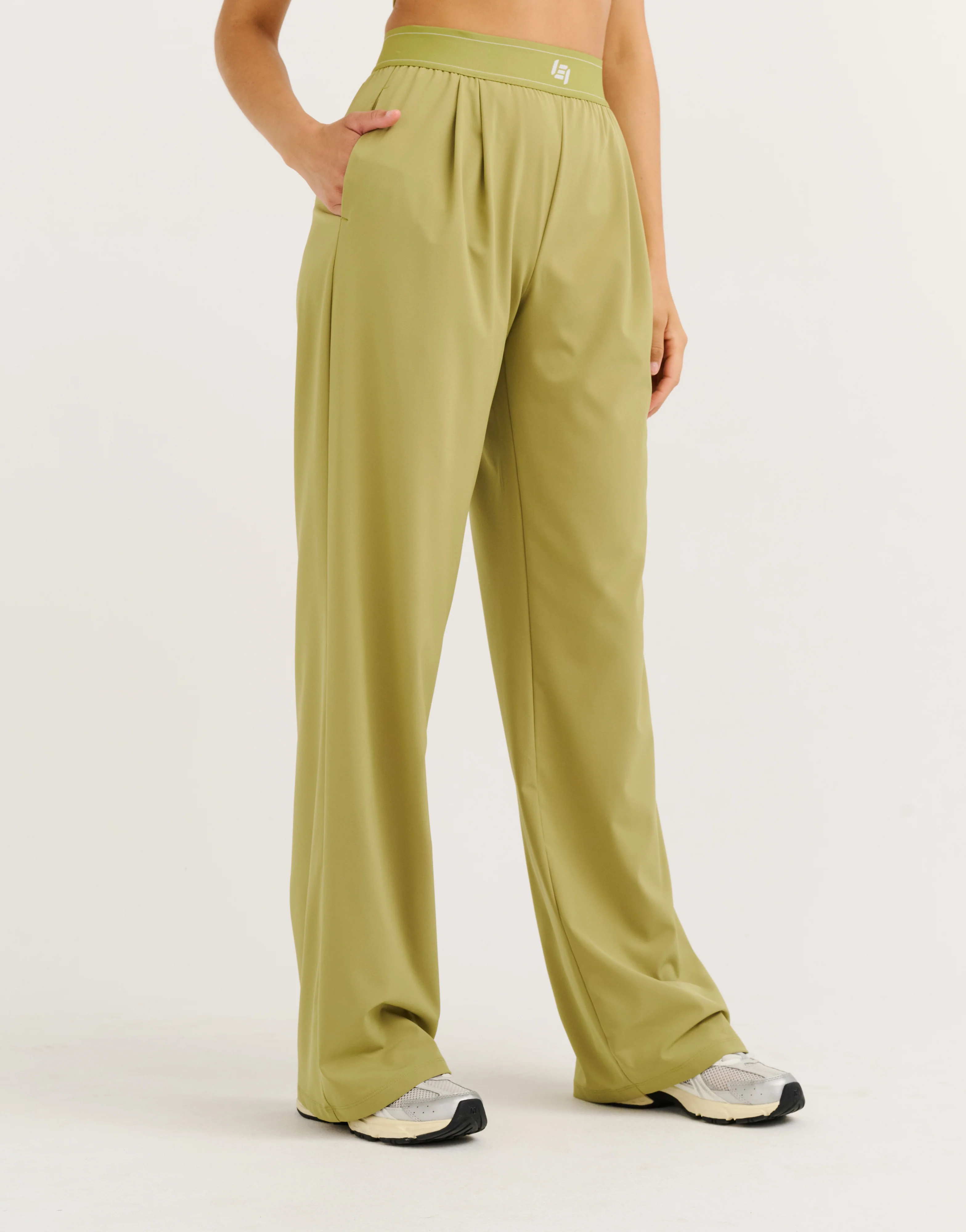 Elemental Flow Pants 33" - Olive - Image 3