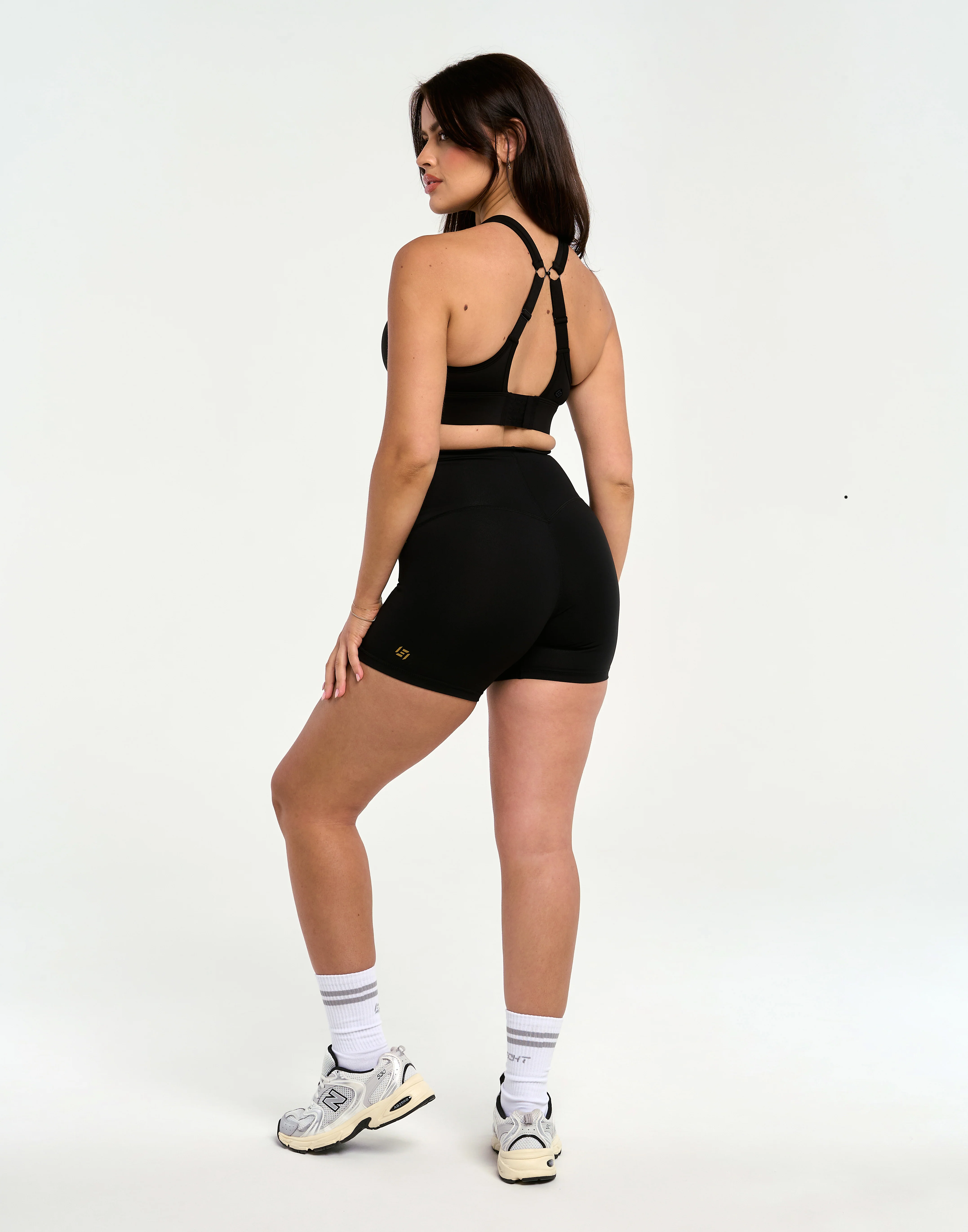 Essence Sports Bra V2 - Black - Image 11