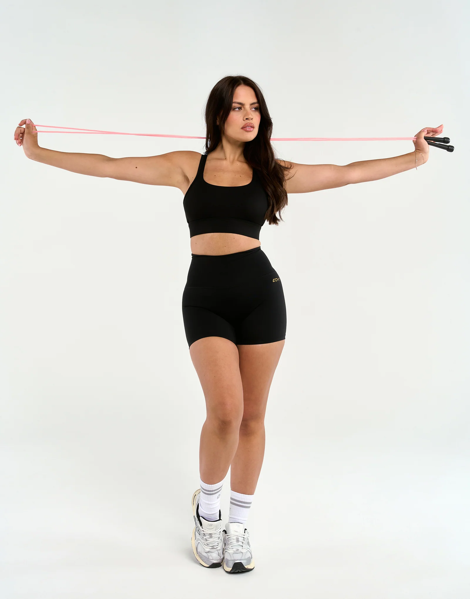 Essence Sports Bra V2 - Black - Image 8