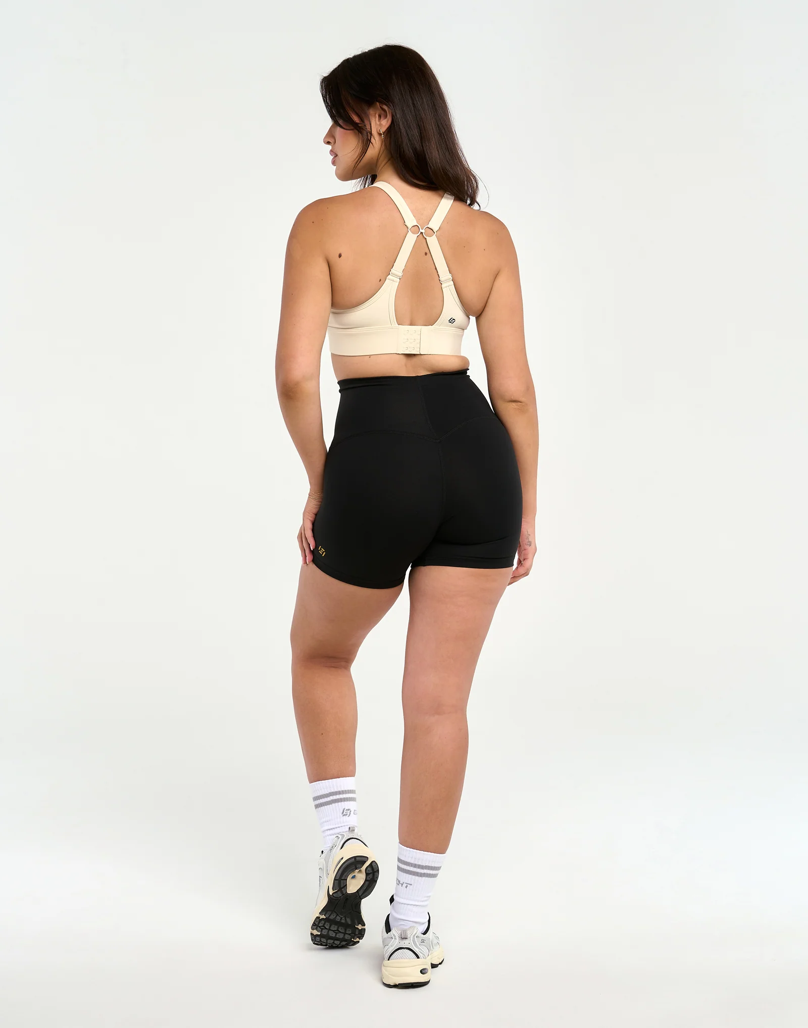 Essence Sports Bra V2 - Taupe - Image 9