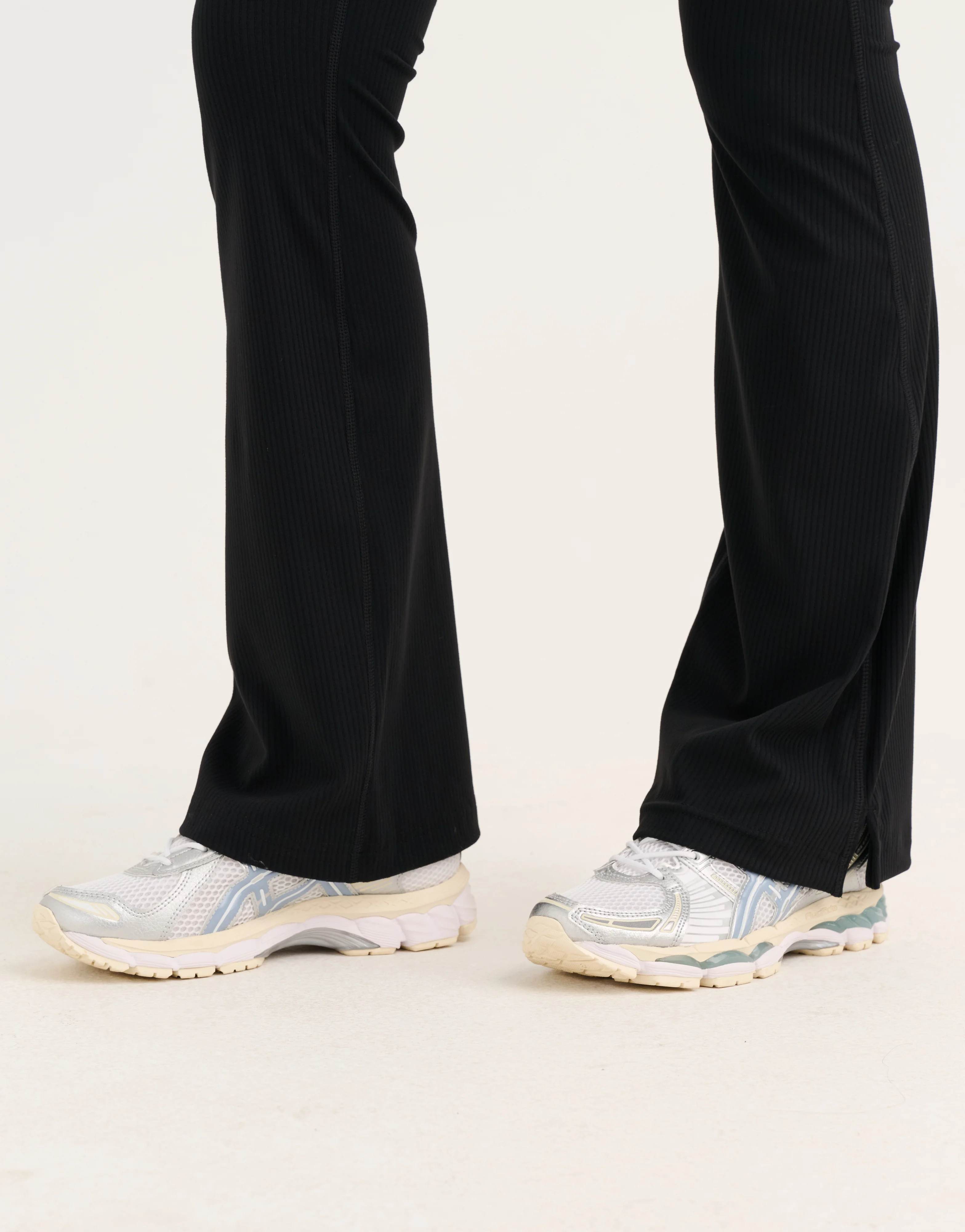 Flare Ribbed Leggings V2 - Black - Image 13