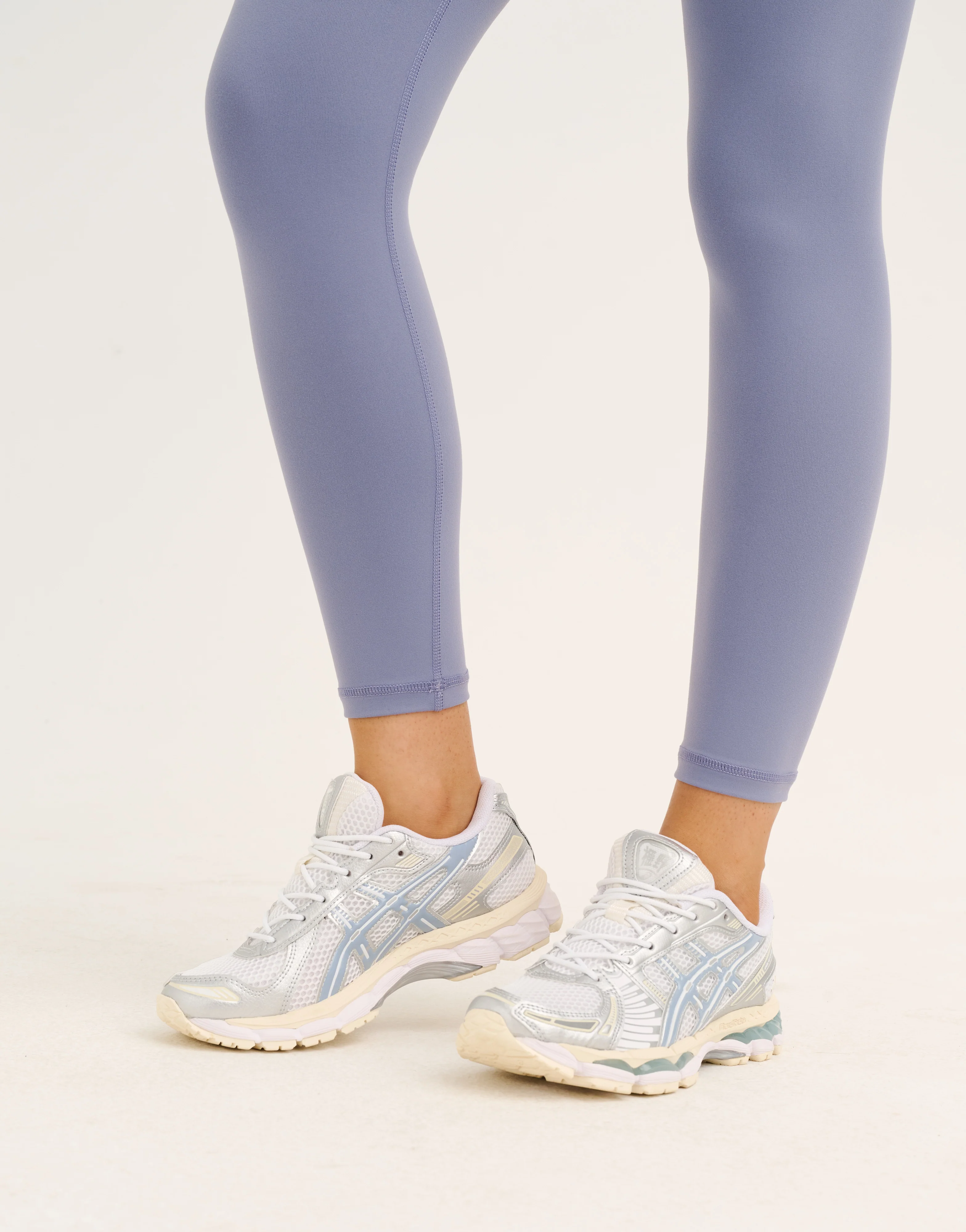 Force Scrunch Leggings - Washed Blue - Image 13