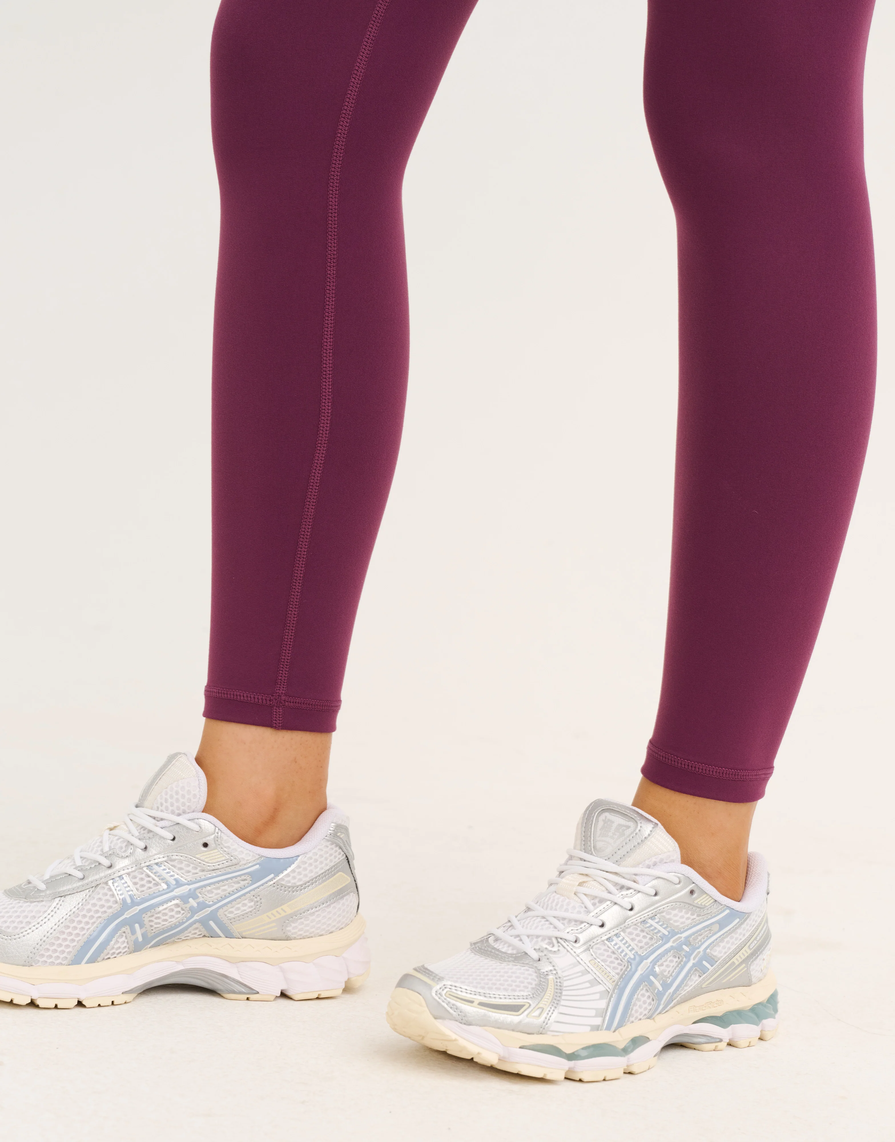 Force Scrunch Mid-Waist Leggings - Blackberry - Image 13