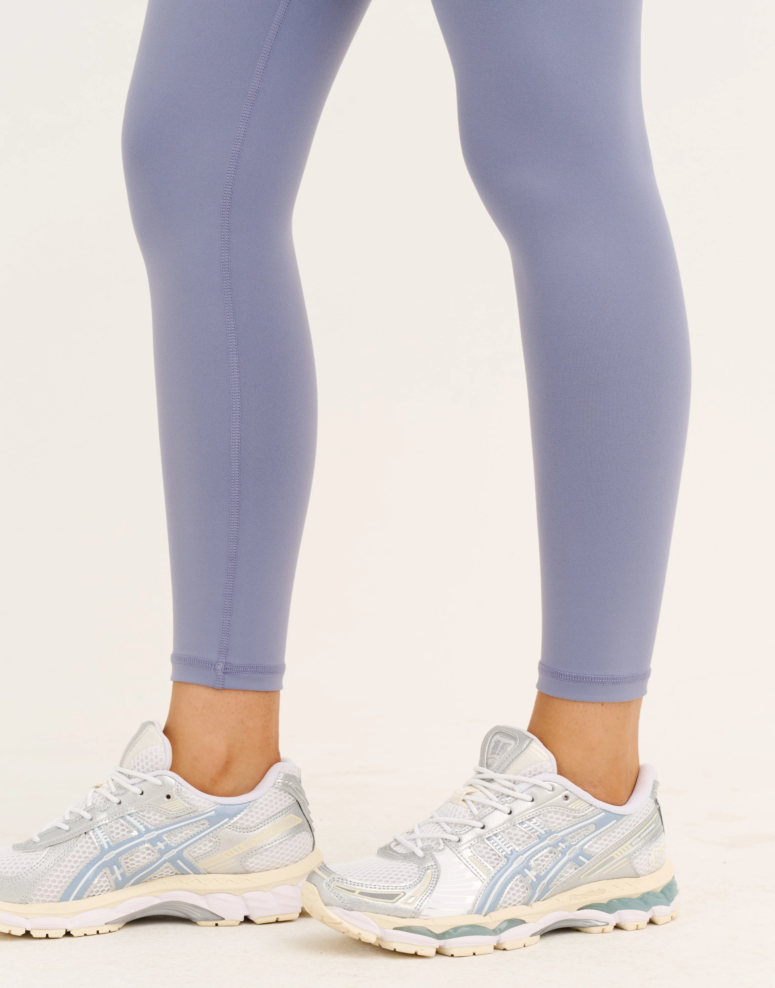 Force Scrunch Mid-Waist Leggings - Washed Blue - Image 11