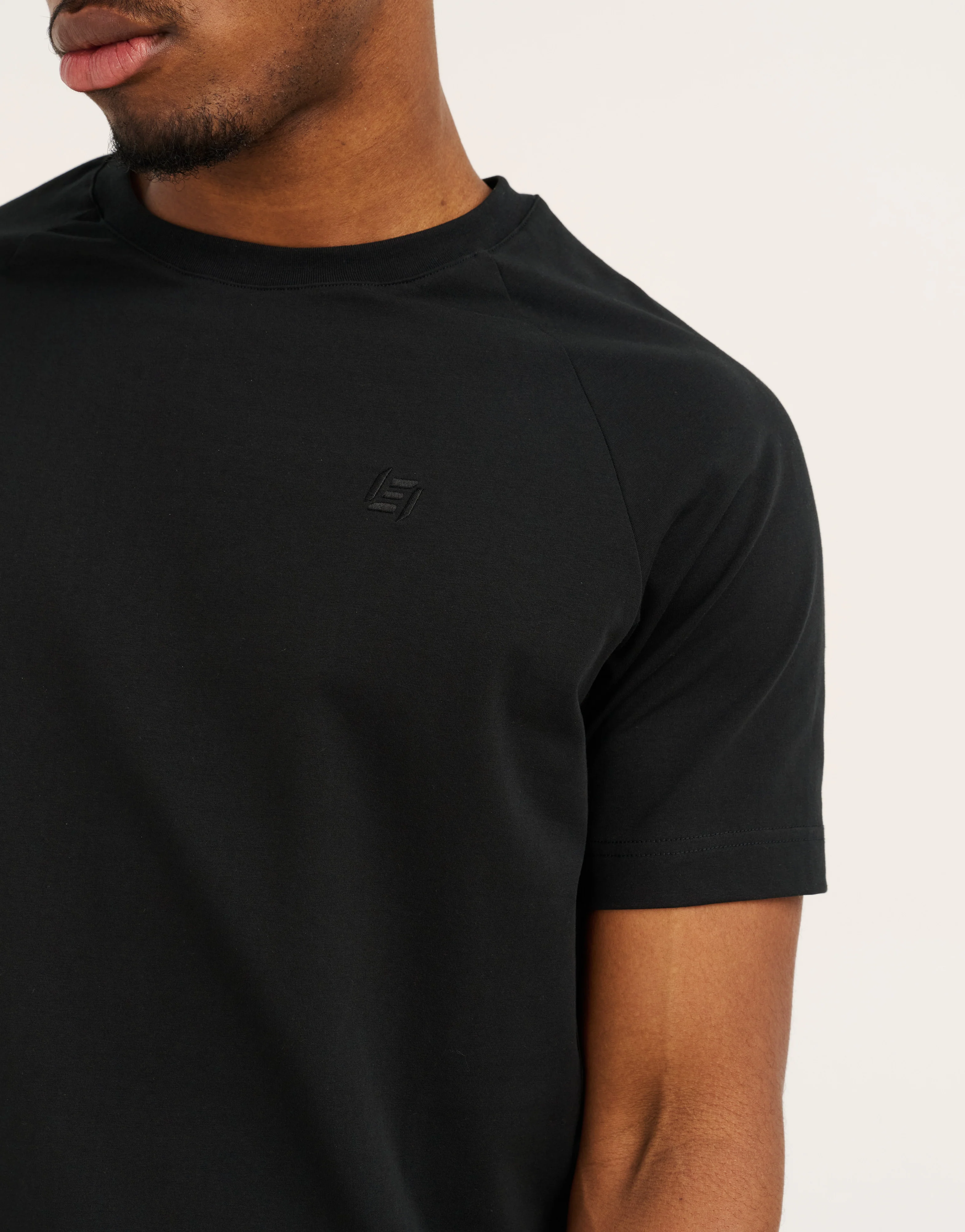 Foundation Tee 27" - Black - Image 6