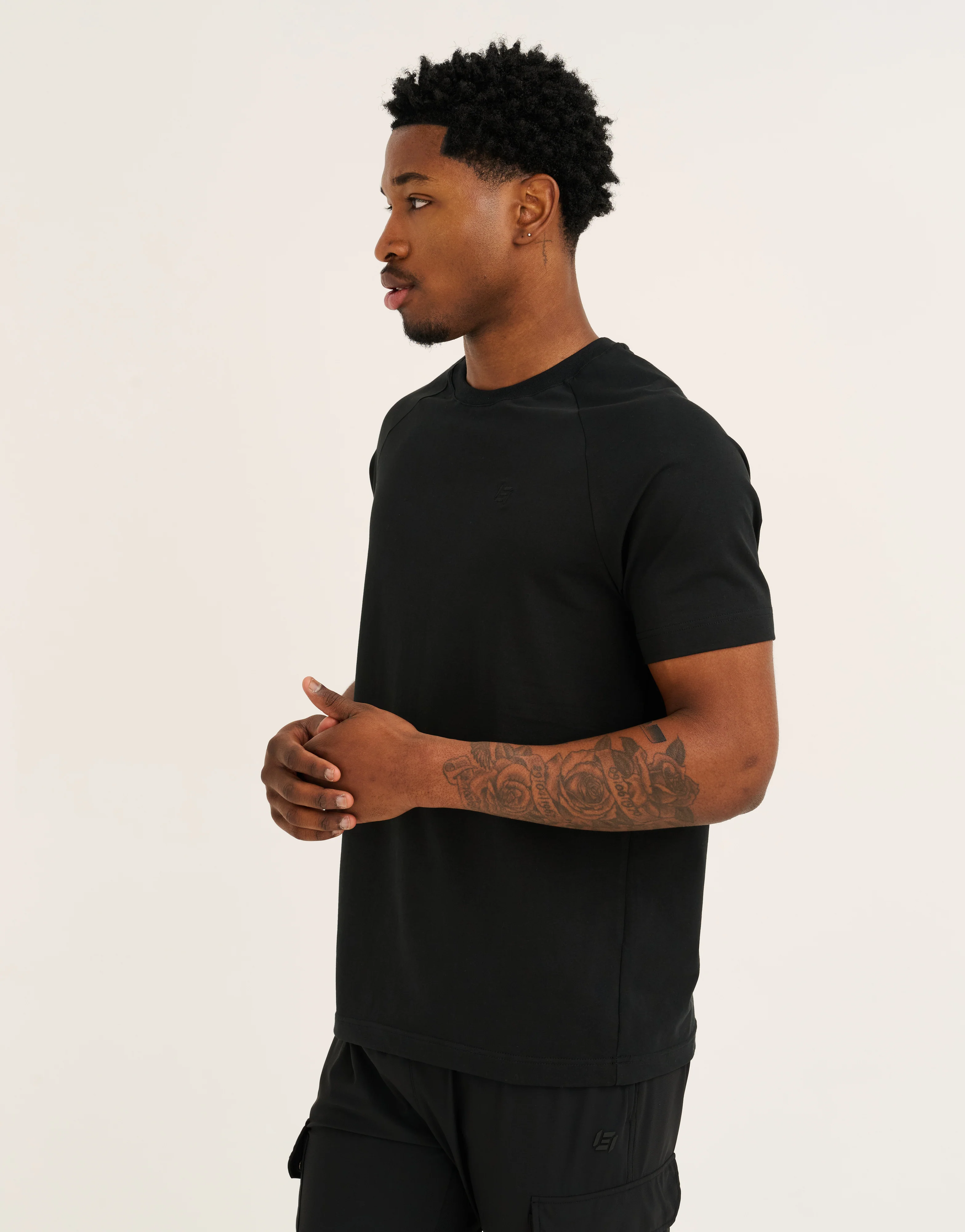 Foundation Tee 30" - Black - Image 6