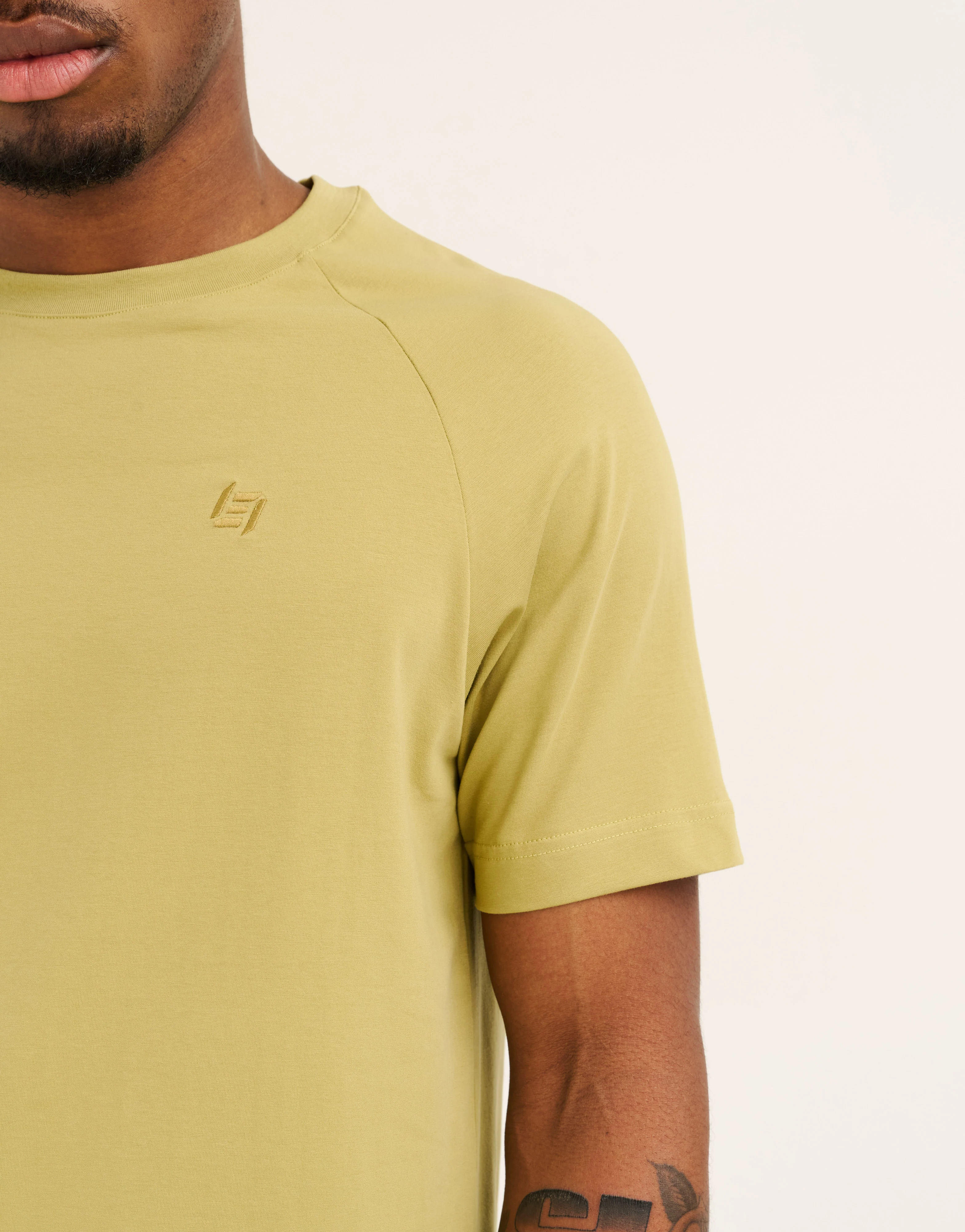 Foundation Tee 32" - Olive - Image 6