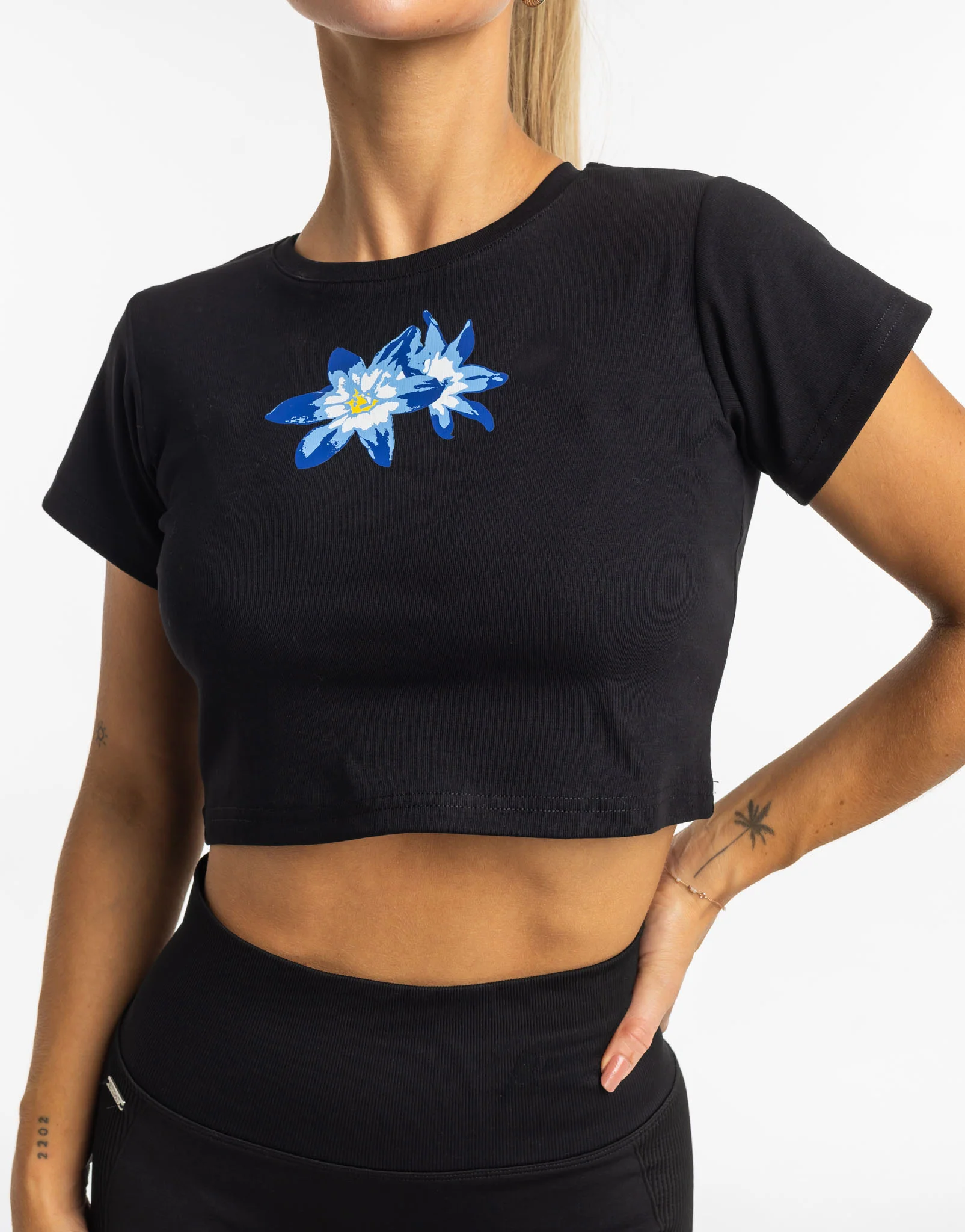 Glory Cropped Tee - Black - Image 5