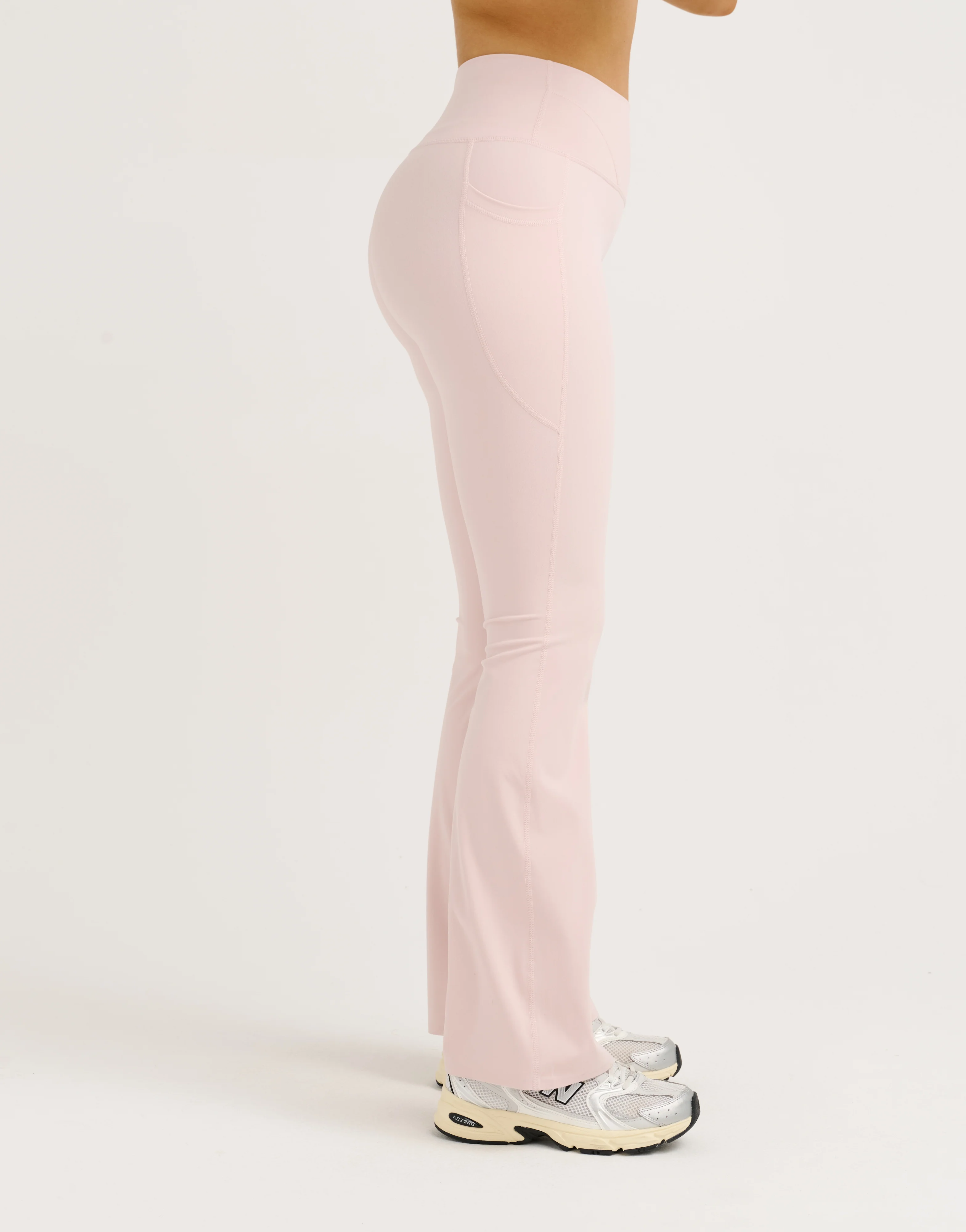Lycra Invisible Scrunch Pocket Flare Leggings - Mauve - Image 10