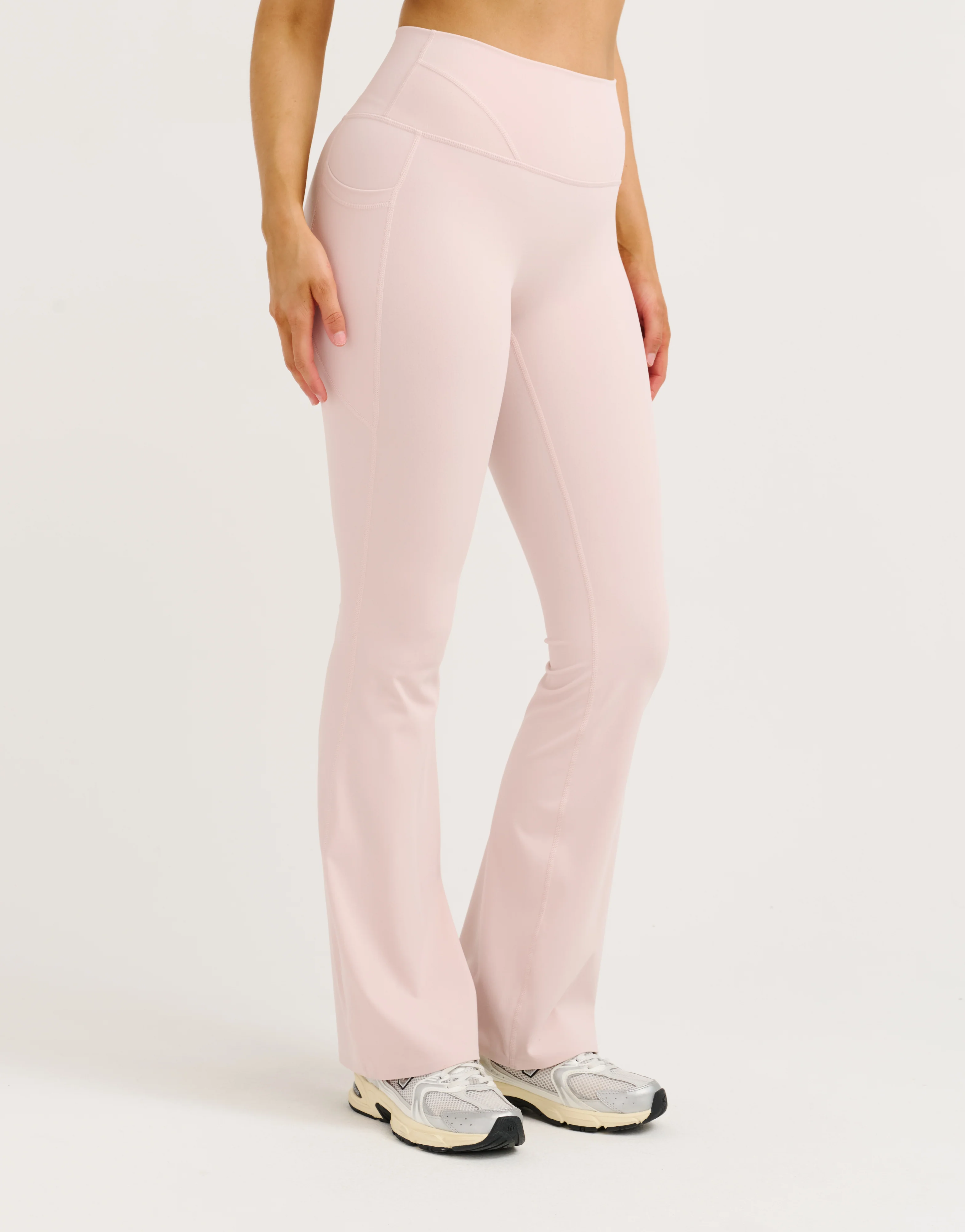 Lycra Invisible Scrunch Pocket Flare Leggings - Mauve - Image 9