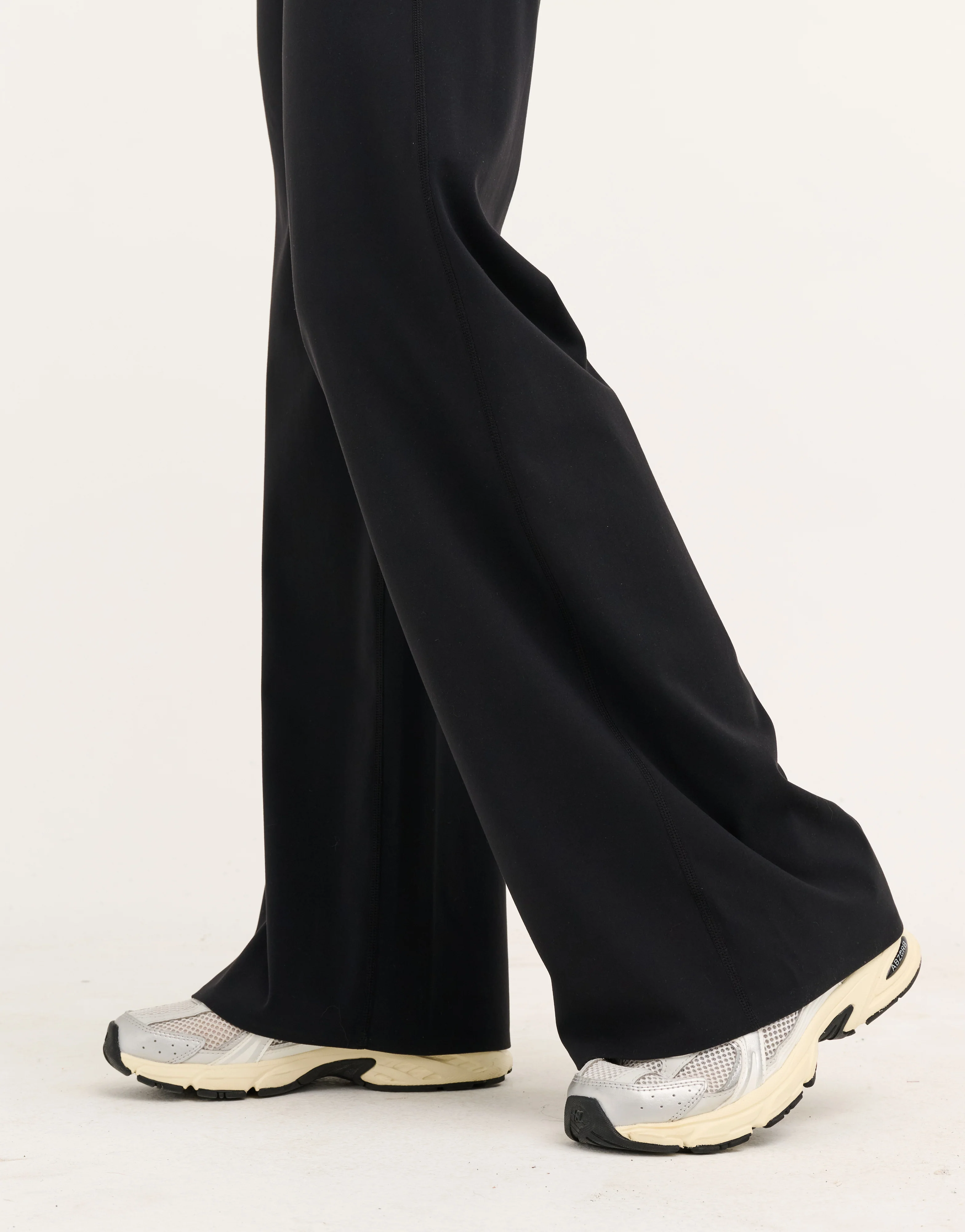 Lycra Wide Leg Pant - Black - Image 13