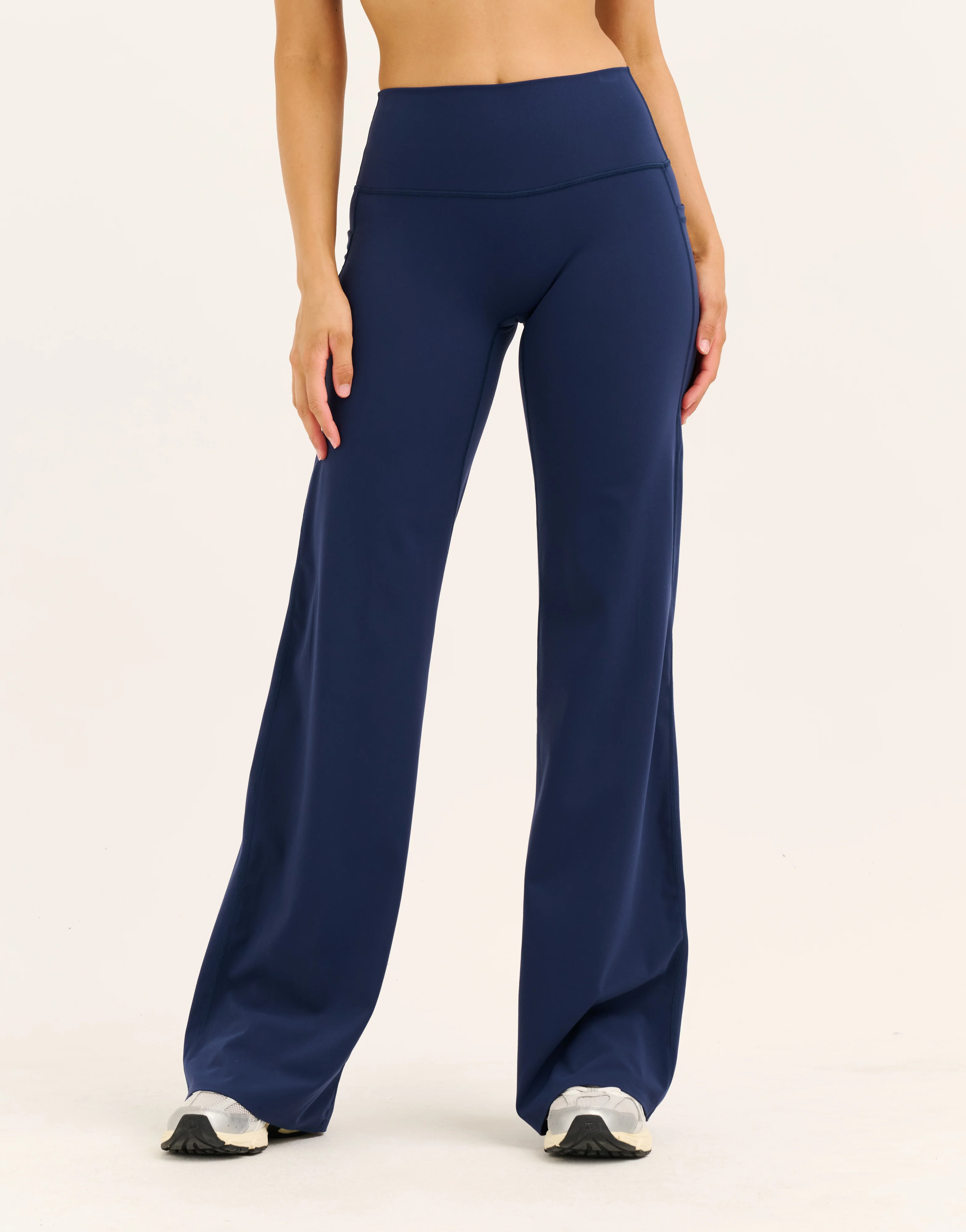 Lycra Wide Leg Pant - Navy - Image 4