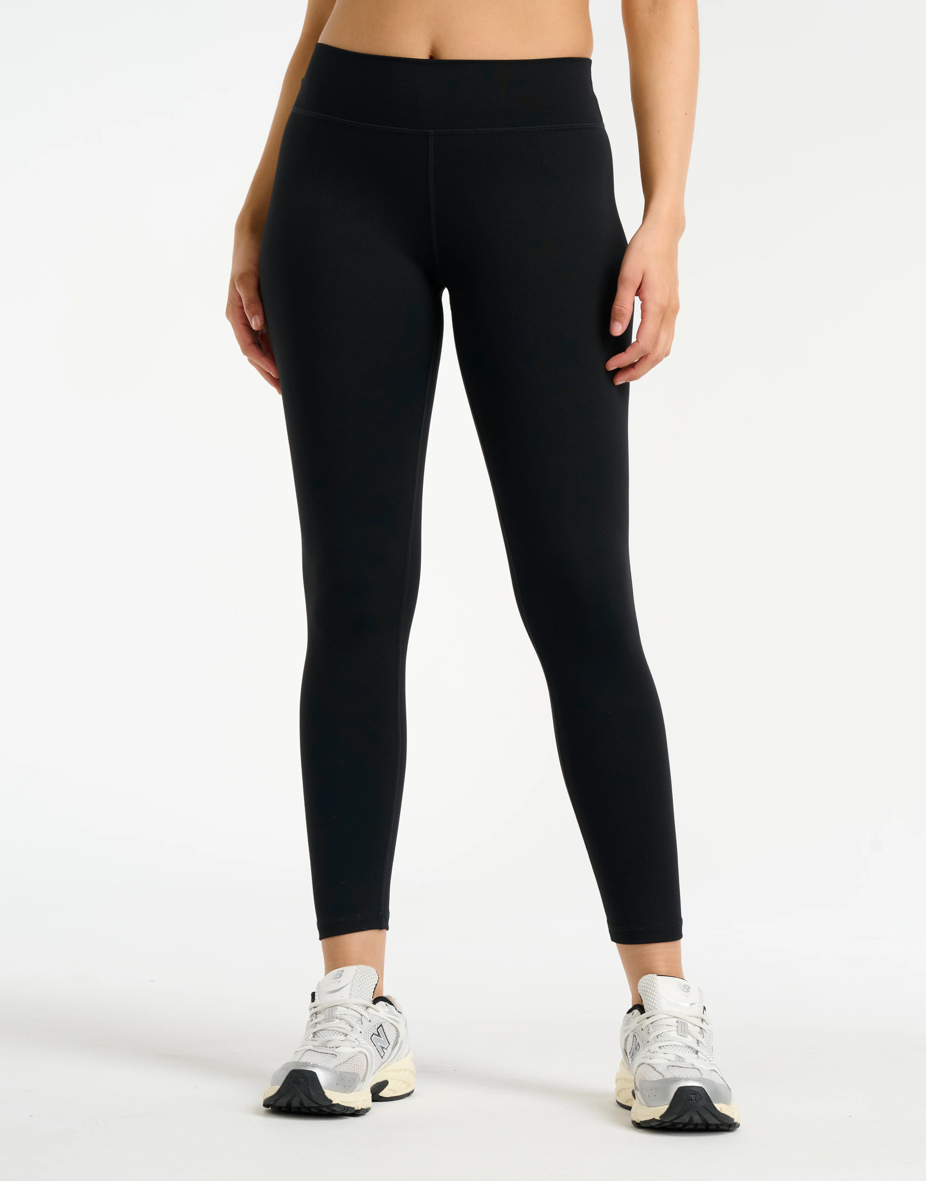 Force Scrunch Mid-Waist Leggings (Minimal Logo) - Black - Image 2