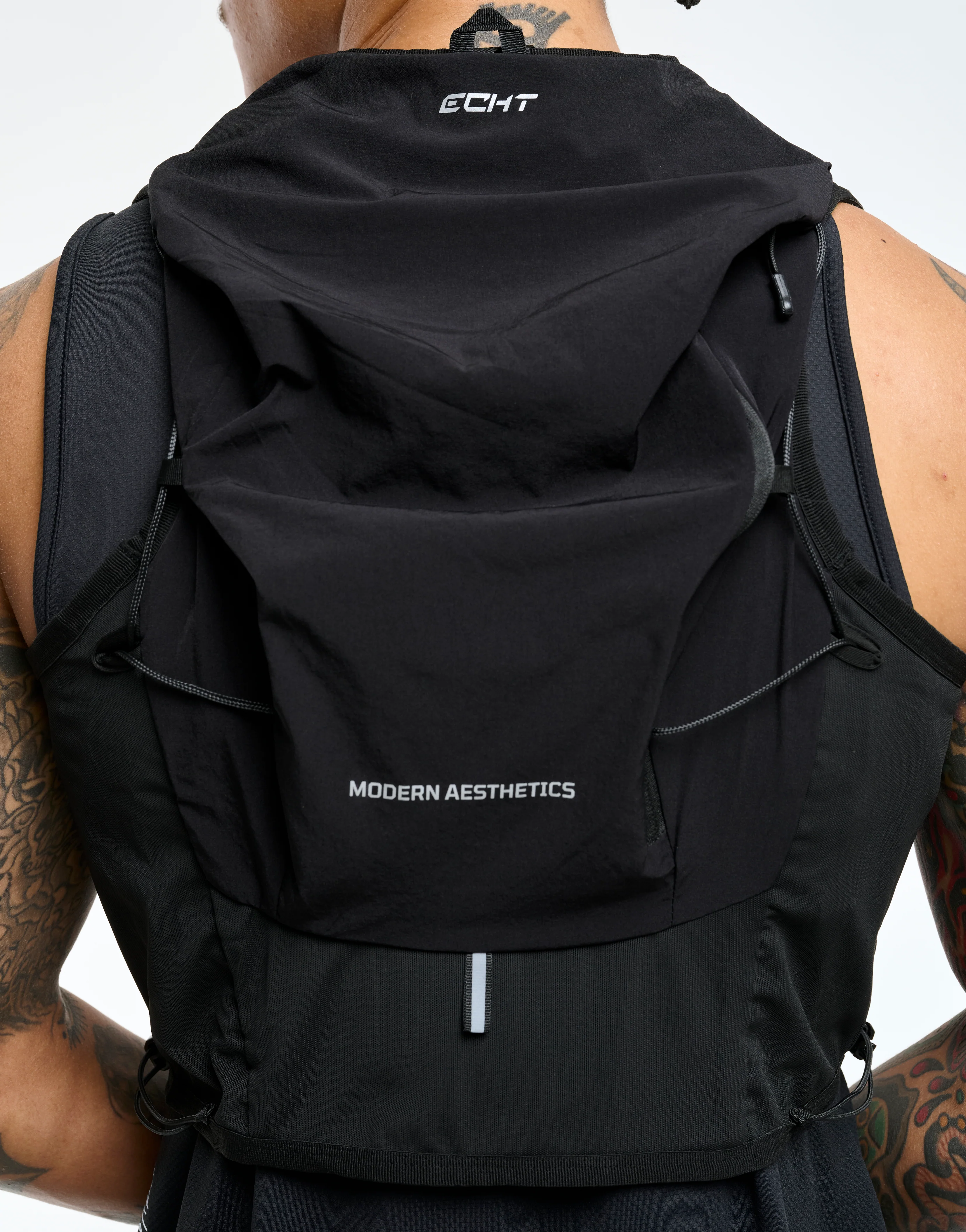 Performance Hydration Vest - Black (Unisex) - Image 14