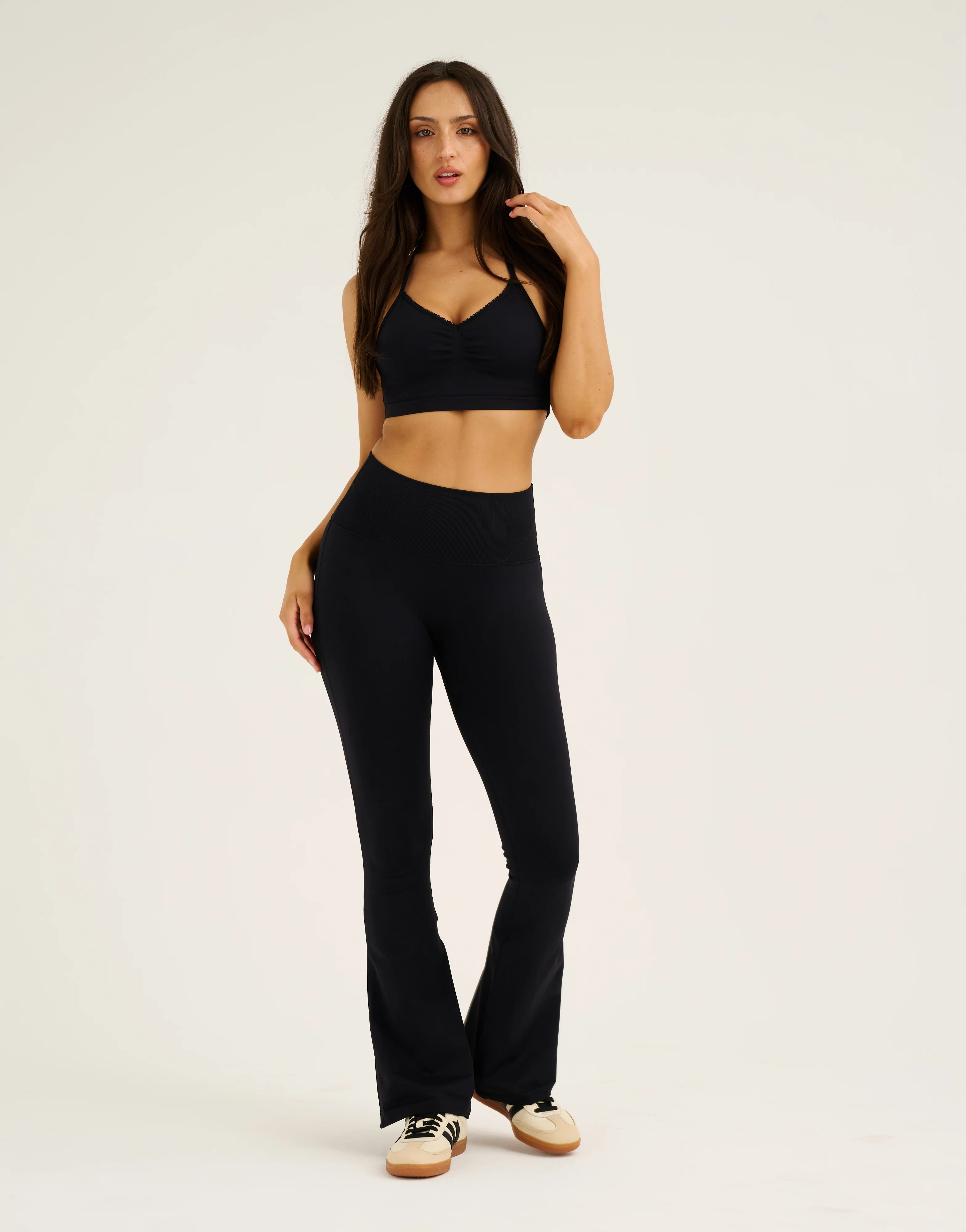 Pulse Invisible Scrunch Flare Leggings - Black - Image 6