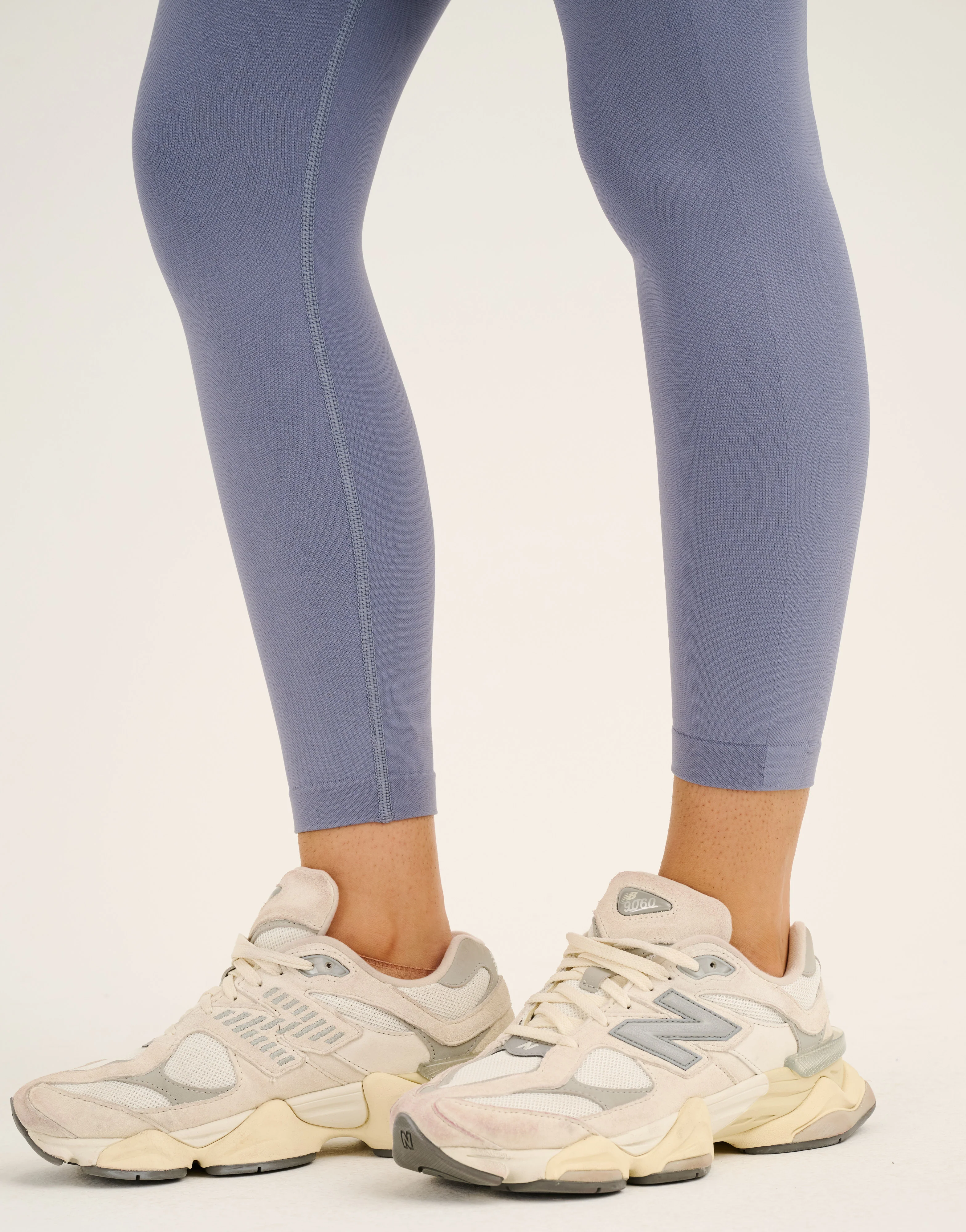 Pulse Invisible Scrunch Leggings - Washed Blue - Image 9