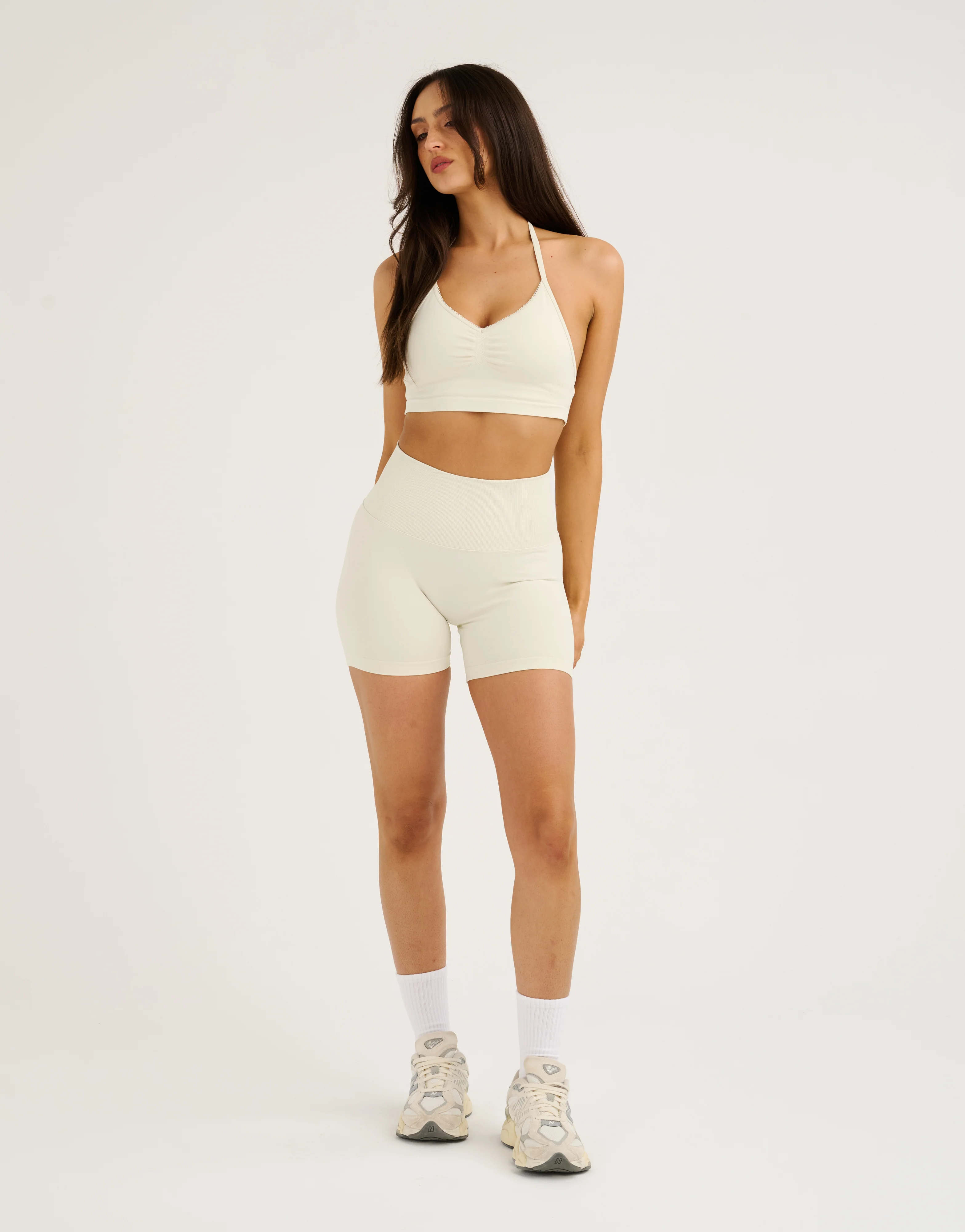 Pulse Invisible Scrunch Shorts - Onyx - Image 10