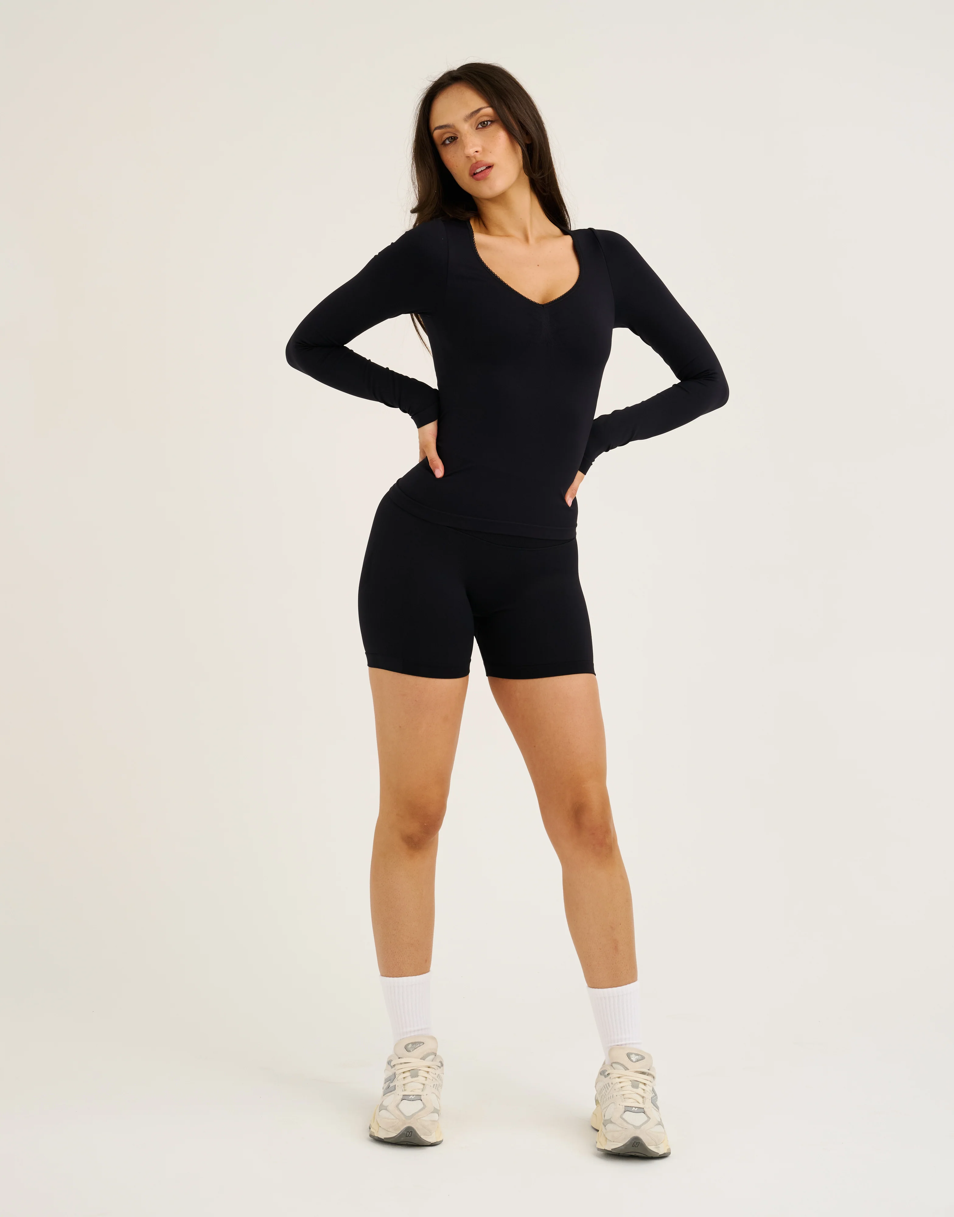 Pulse Long Sleeve - Black - Image 11