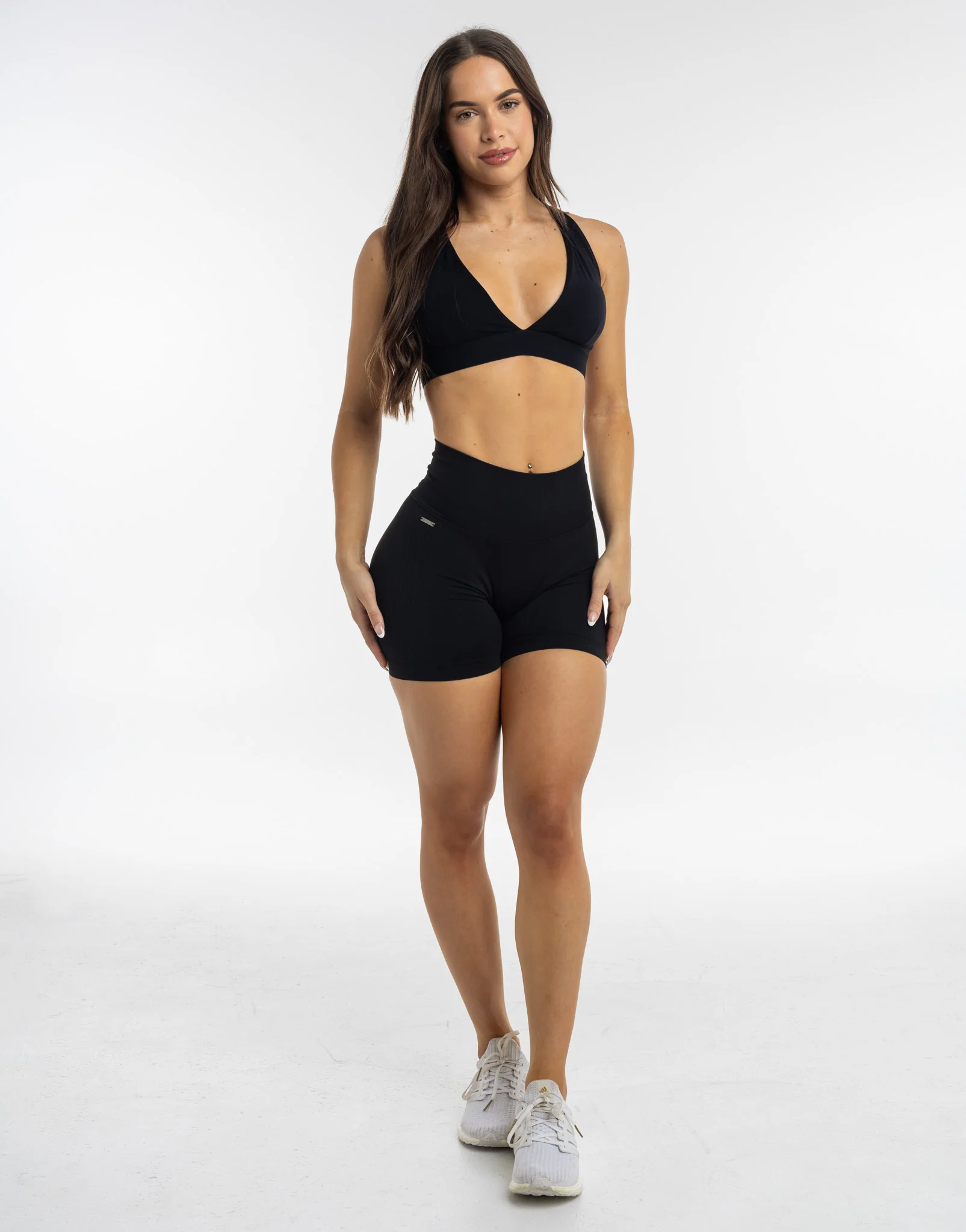 Relentless Sports Bra - Black - Image 7