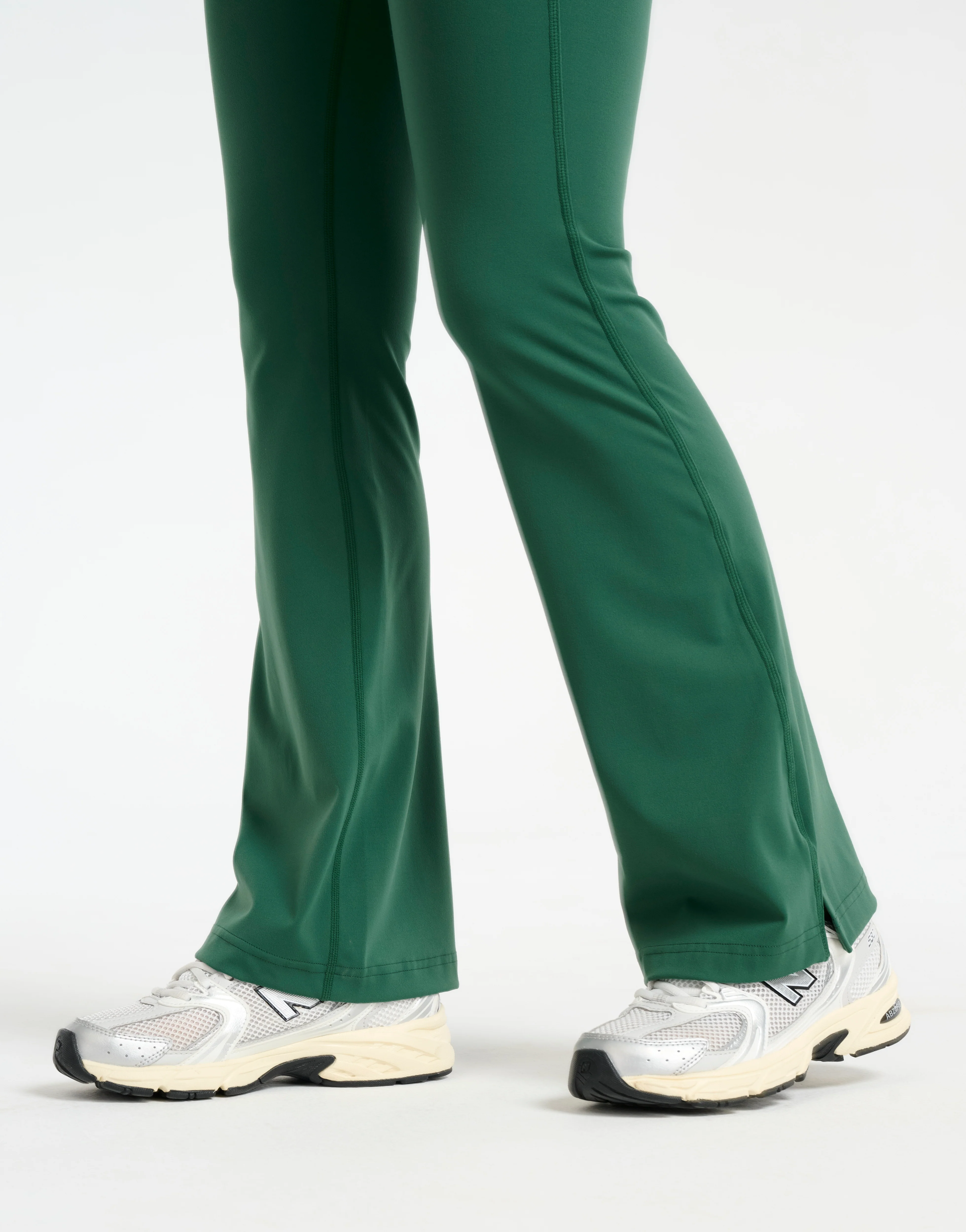 Sculpt Flare Pocket Leggings - Green - Image 5
