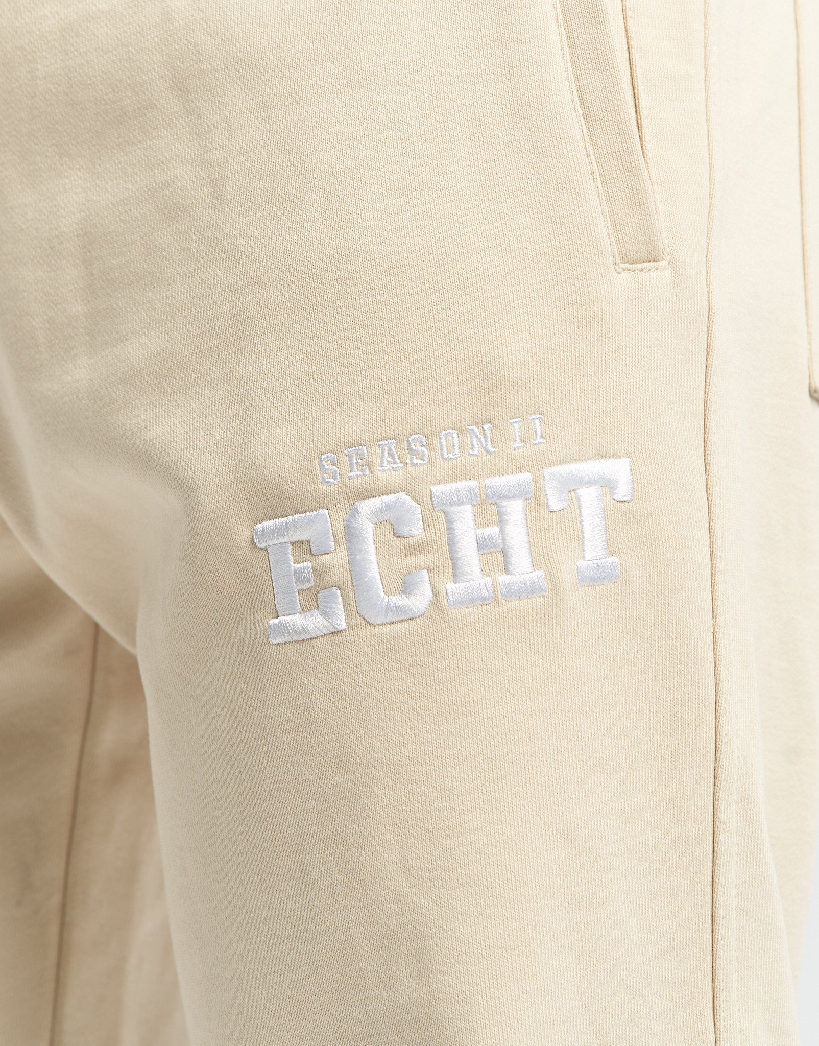 Season II Joggers - Oatmeal - Image 3