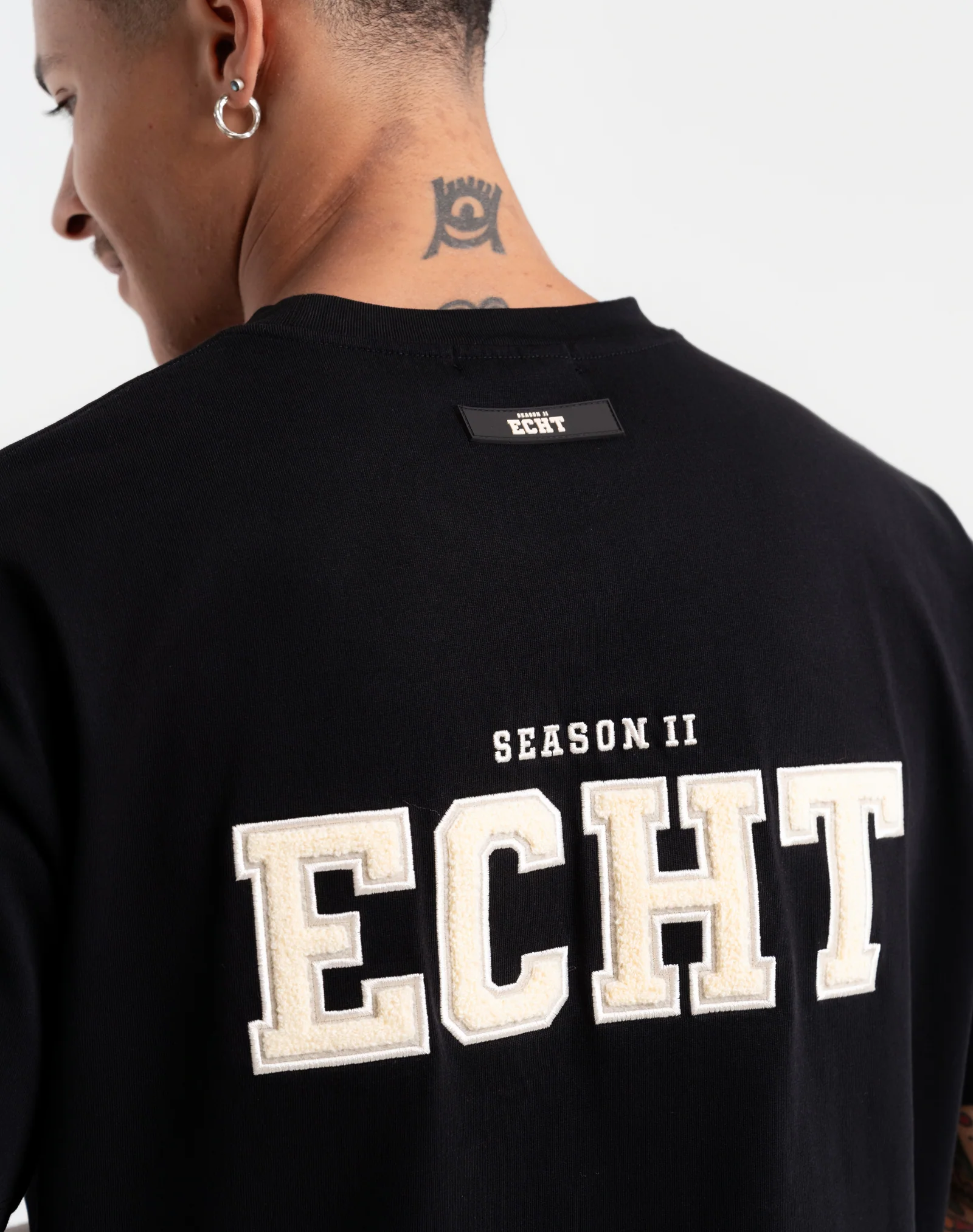 Season II T-Shirt - Black - Image 3