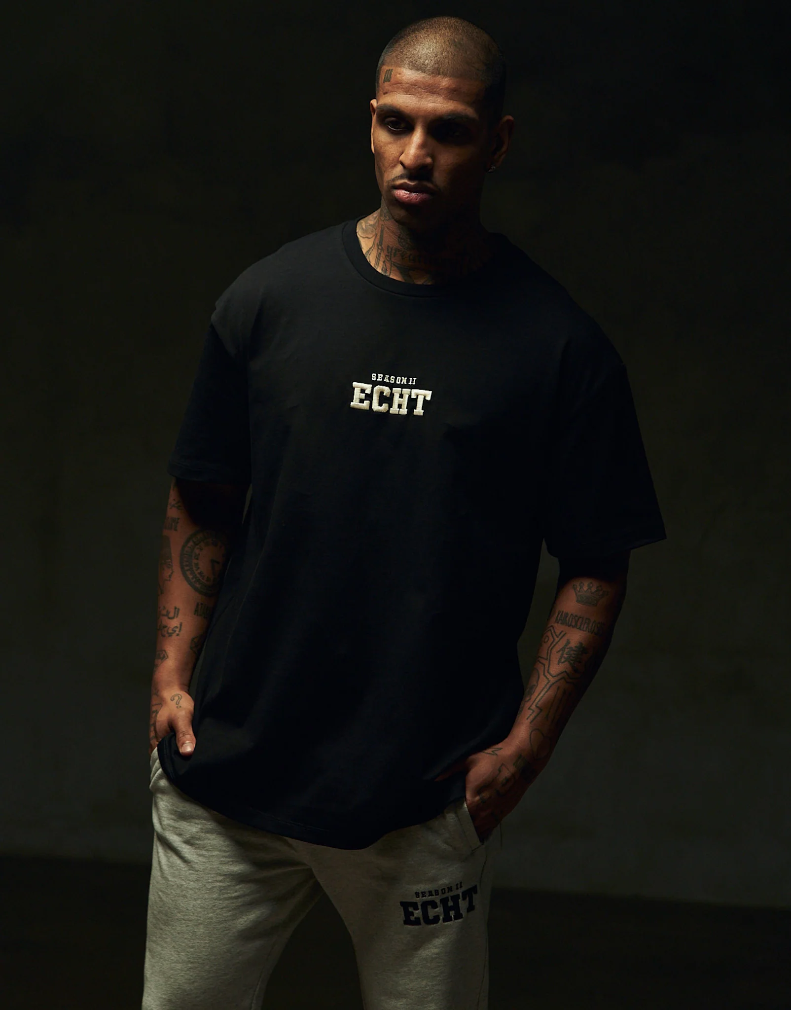 Season II T-Shirt - Black - Image 9
