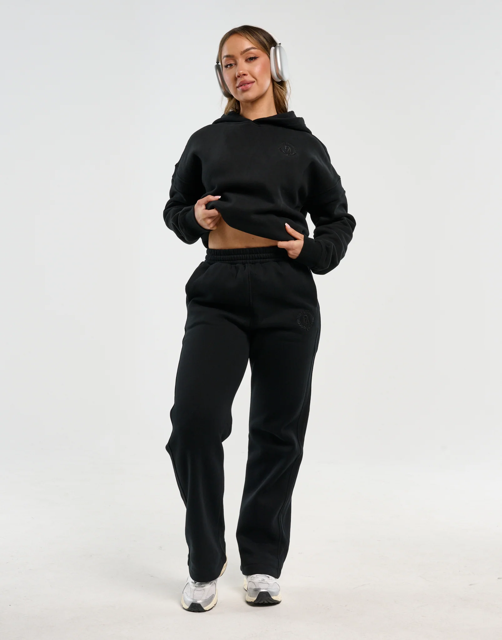 Top Marks Sweatpants - Black - Image 3