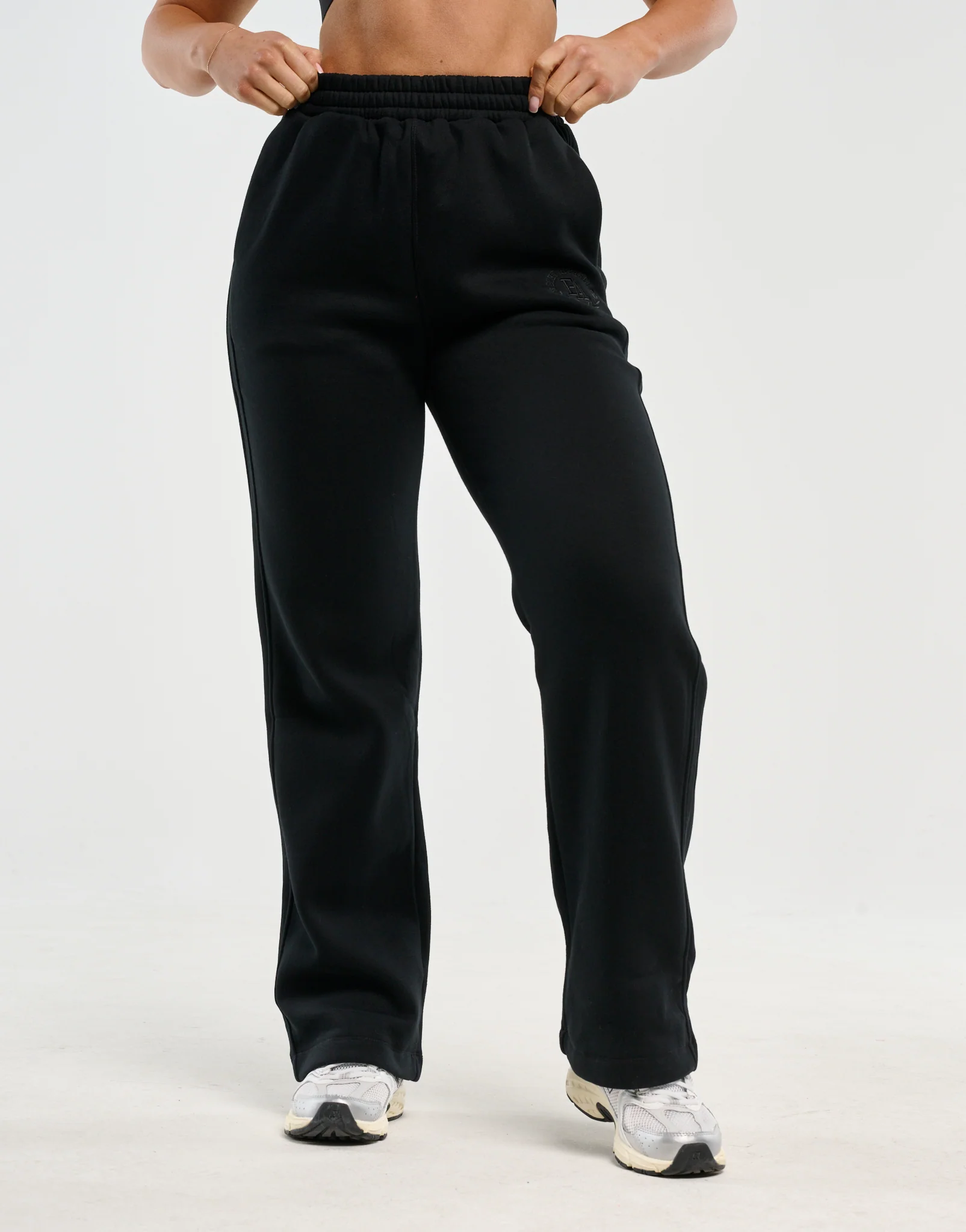 Top Marks Sweatpants - Black - Image 4