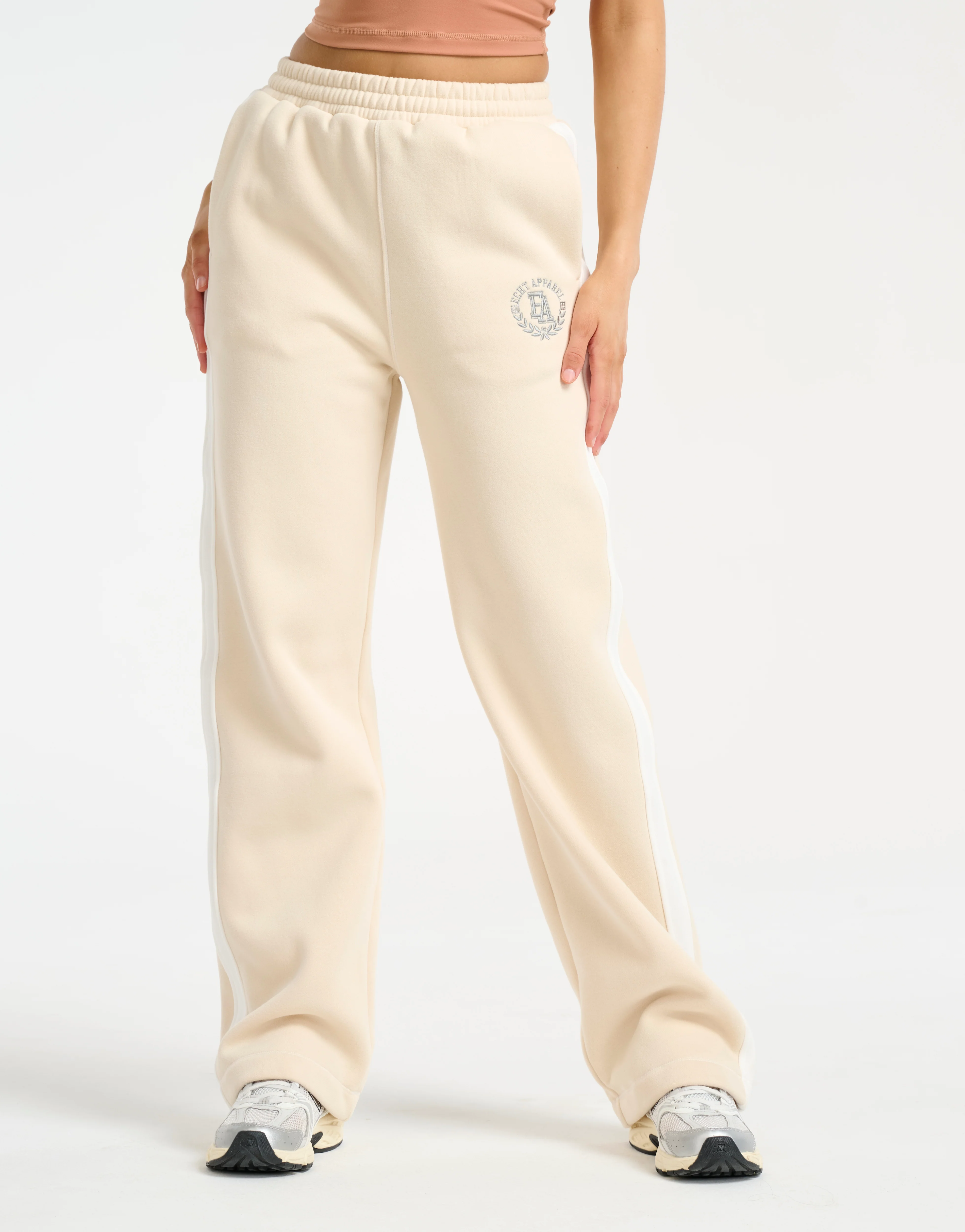 Top Marks Sweatpants - Cream - Image 3